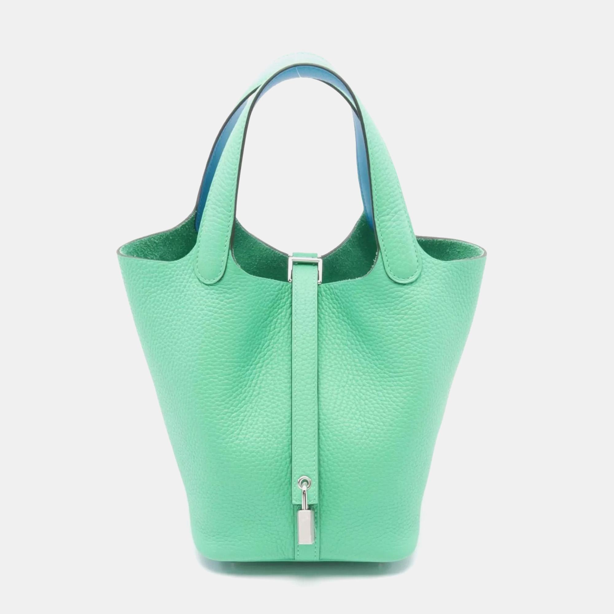 Hermes Vert Comic Taurillon Clemence Swift Picotin Lock Eclat Pm Hand Bag, Green
Hermes Vert Comic Taurillon Clemence Swift Picotin Lock Eclat Pm Hand Bag, Green