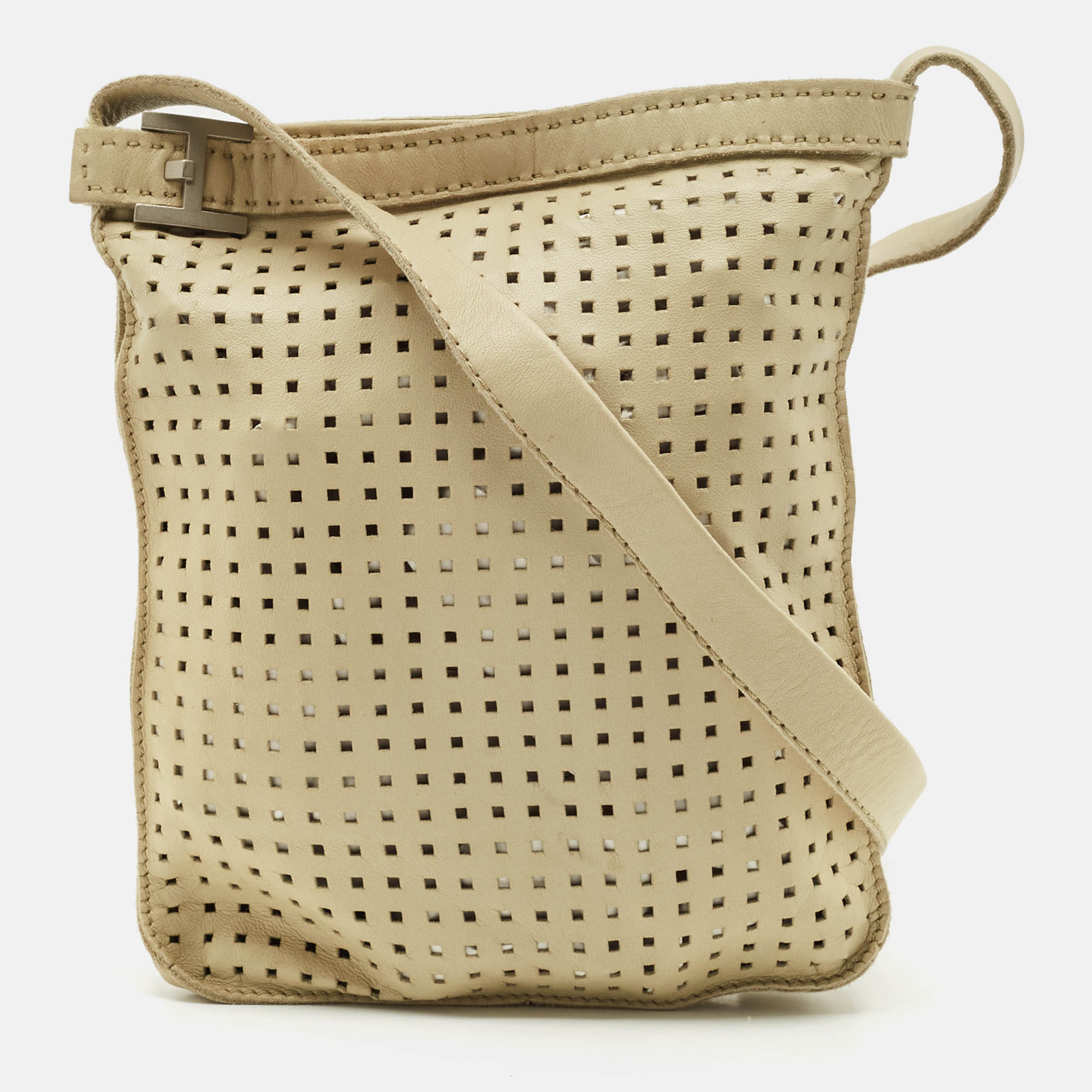 Hermes Light Beige Perforated Leather Toudou Pochette Crossbody Bag
Hermes Light Beige Perforated Leather Toudou Pochette Crossbody Bag