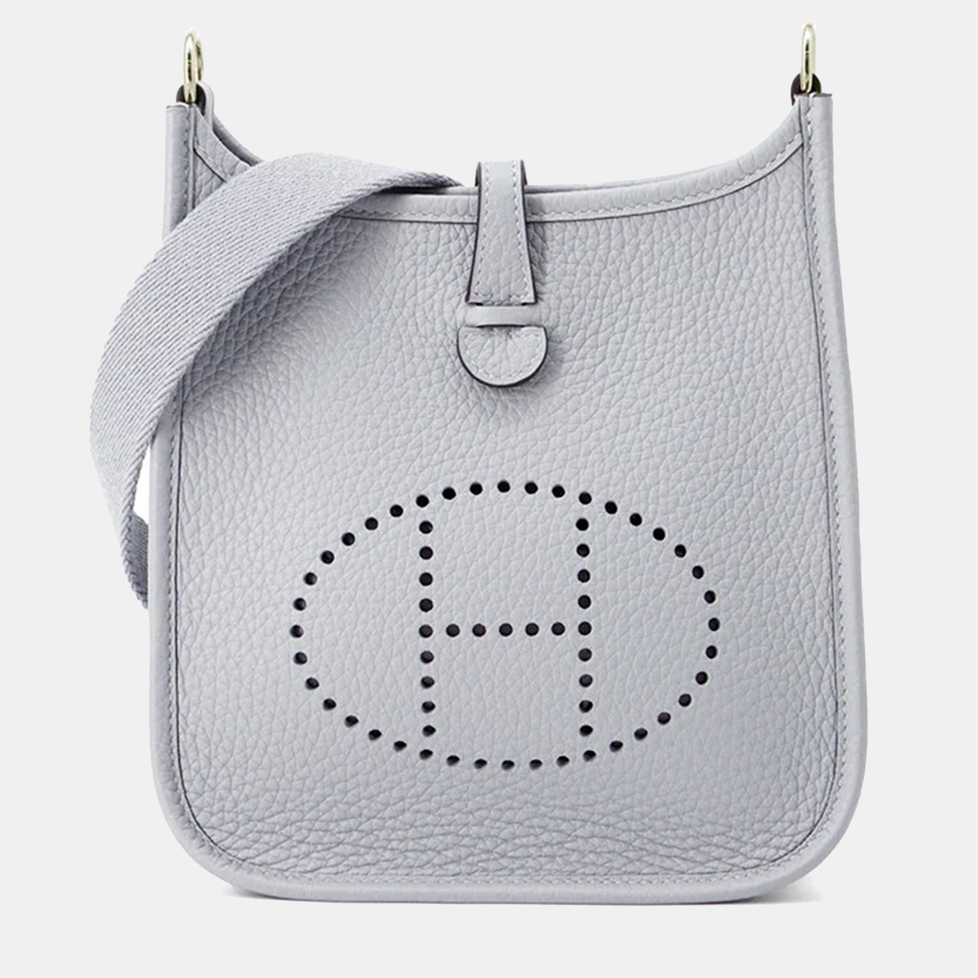 Hermes Evelyne Amazon Short TPM Green Pantan Taurillon Clemence Bag
Hermes Evelyne Amazon Short TPM Green Pantan Taurillon Clemence Bag