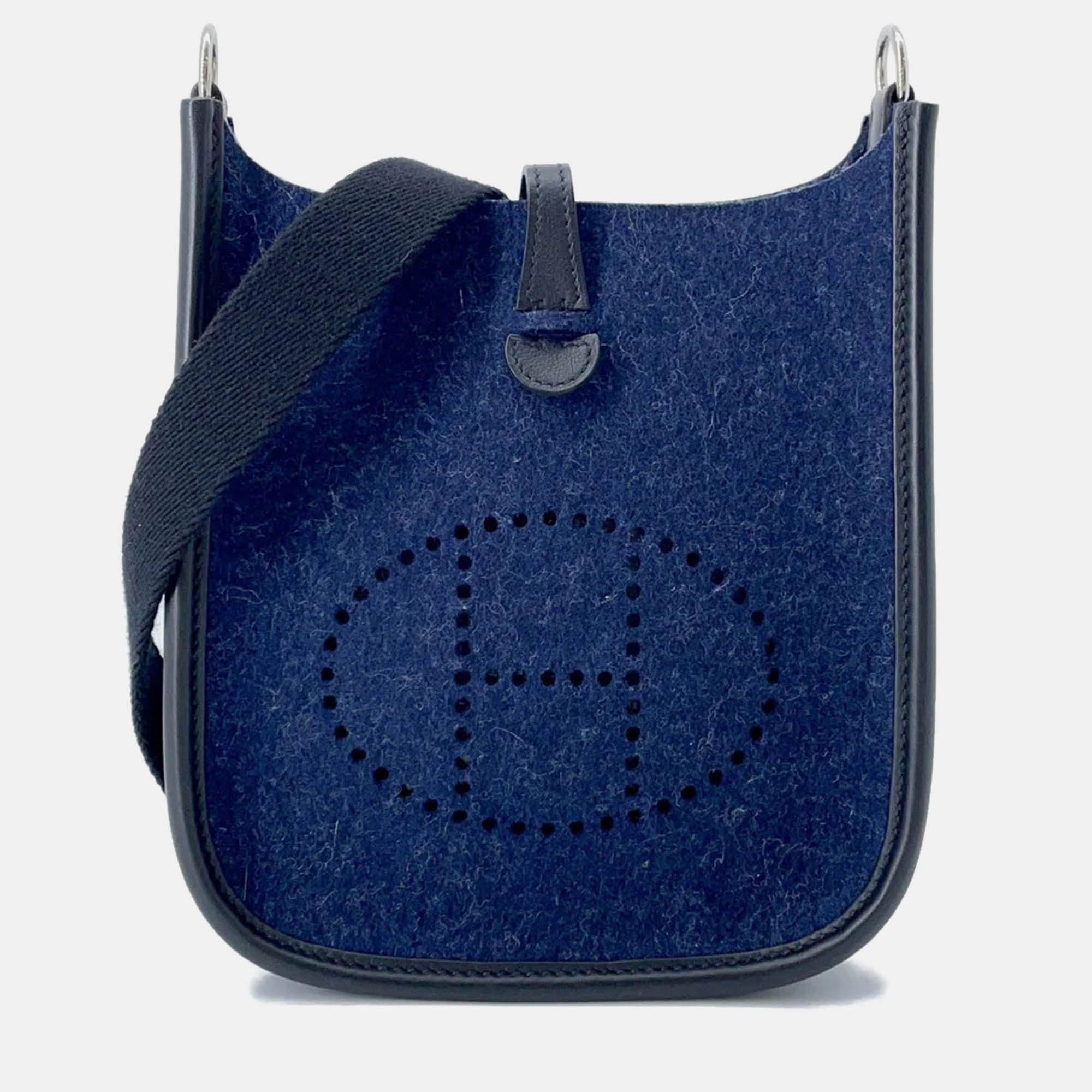 Hermes Evelyne Long TPM Blue Nuit Black Felt Swift Leather Crossbody Bag
Hermes Evelyne Long TPM Blue Nuit Black Felt Swift Leather Crossbody Bag