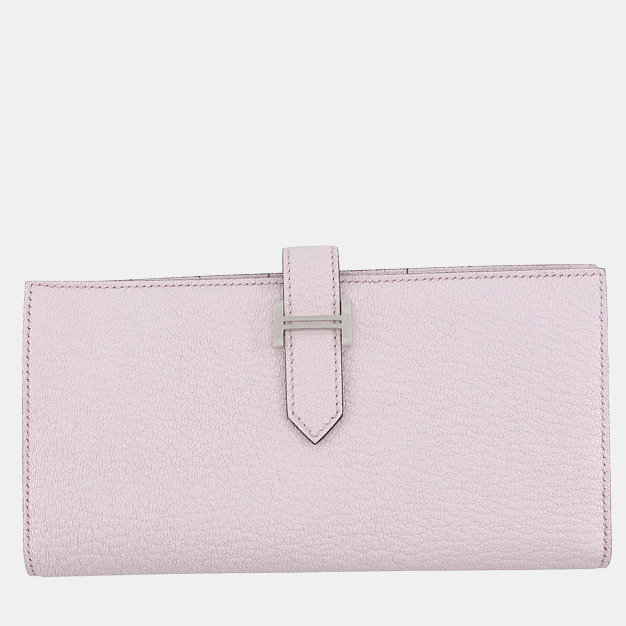 Hermes Beansufla Mauve Pail Chevre Myzore Goatskin, Pink
Hermes Beansufla Mauve Pail Chevre Myzore Goatskin, Pink