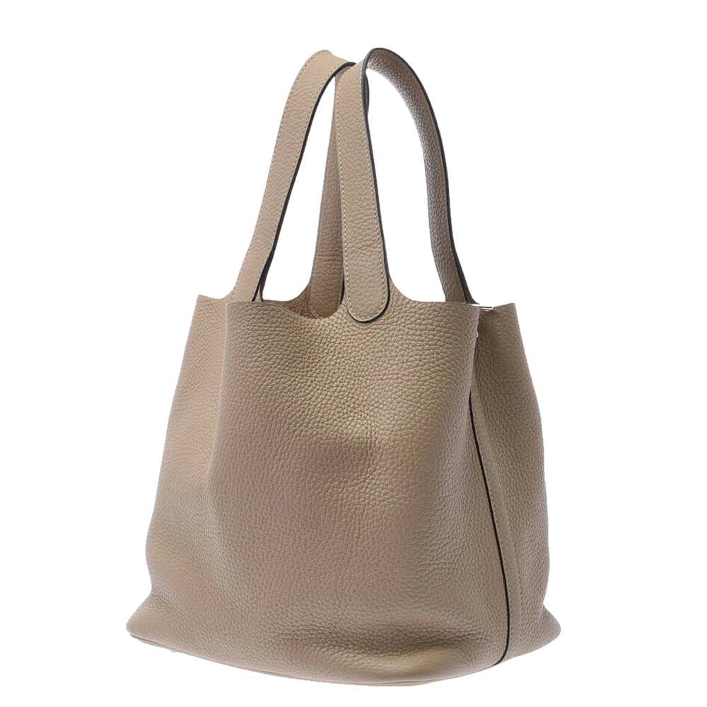 Hermes Beige Taurillon Clemence Leather Picotin Lock MM Top Handle Bag
Hermes Beige Taurillon Clemence Leather Picotin Lock MM Top Handle Bag