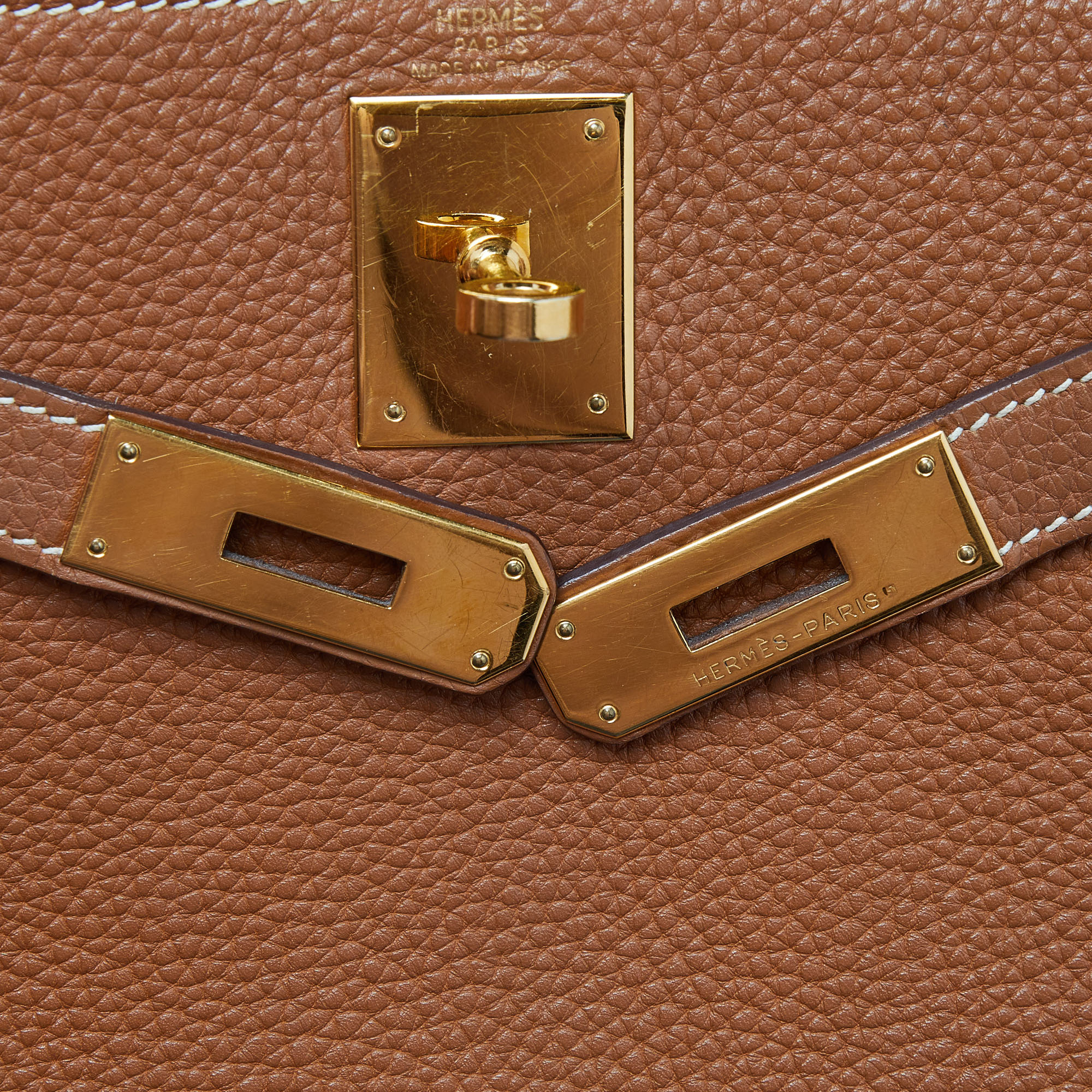 Hermes Gold Taurillion Clemence Leather Gold Finish Kelly Retourne 28 Bag