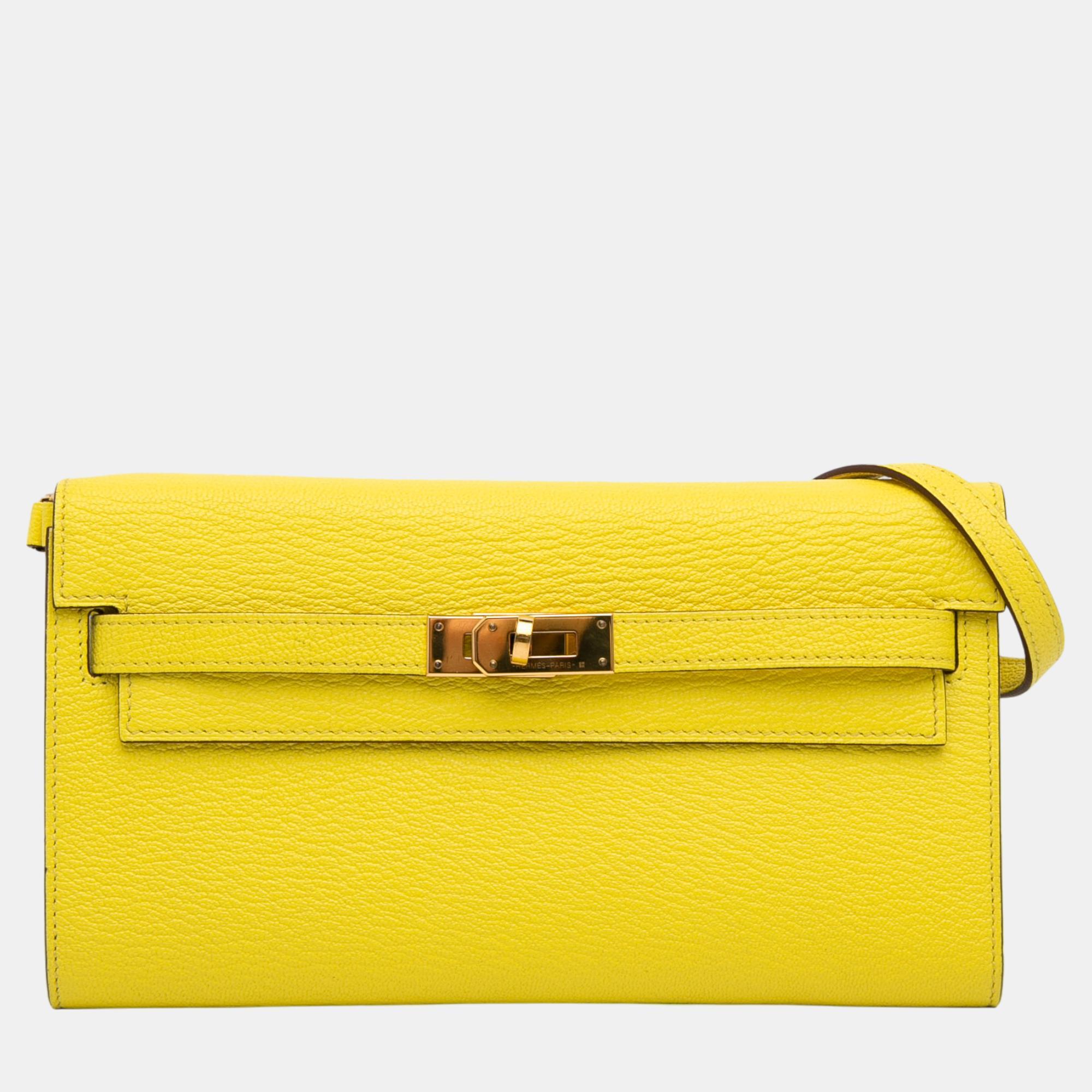 Hermes yellow chevre kelly to go wallet