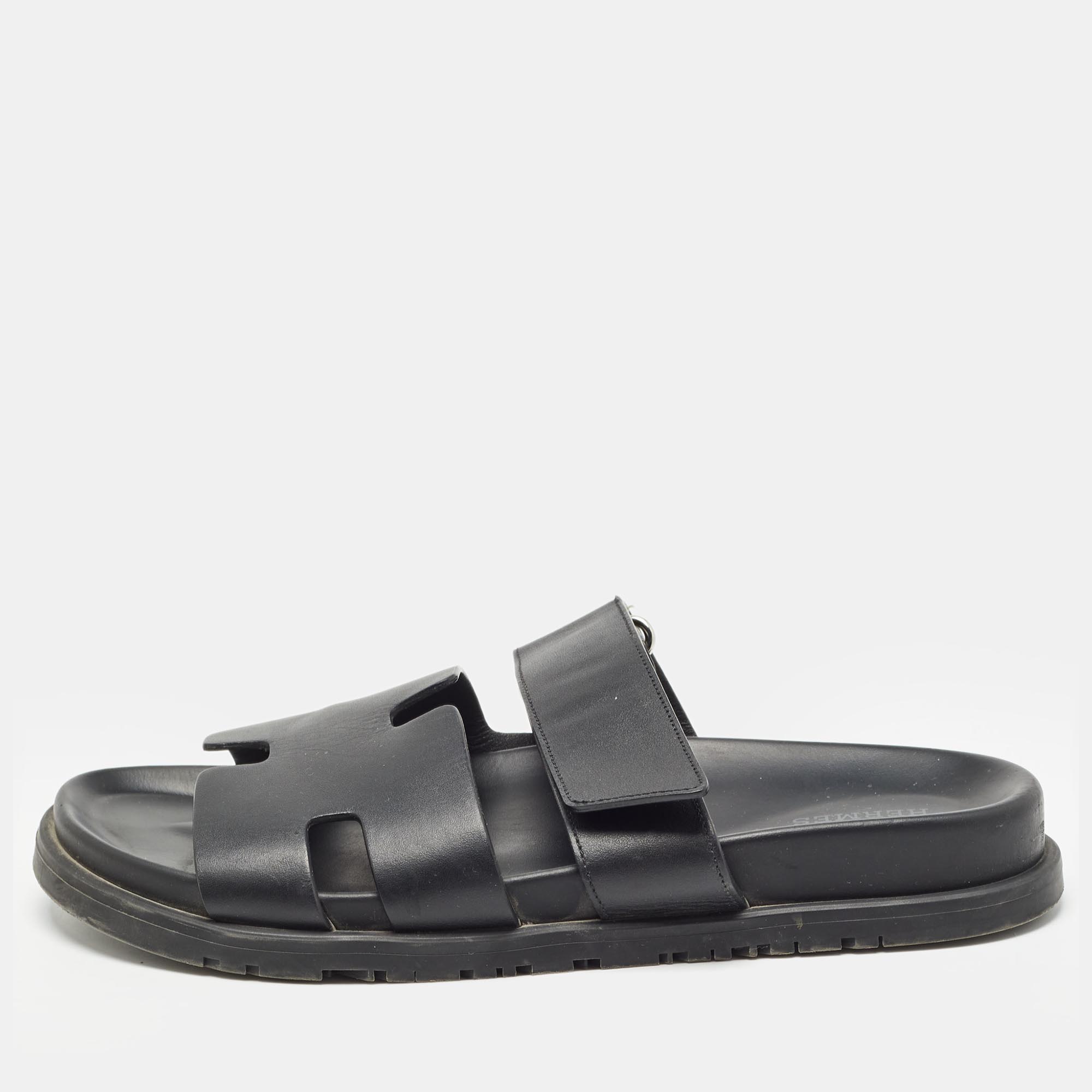 Hermes black leather chypre sandals size 39