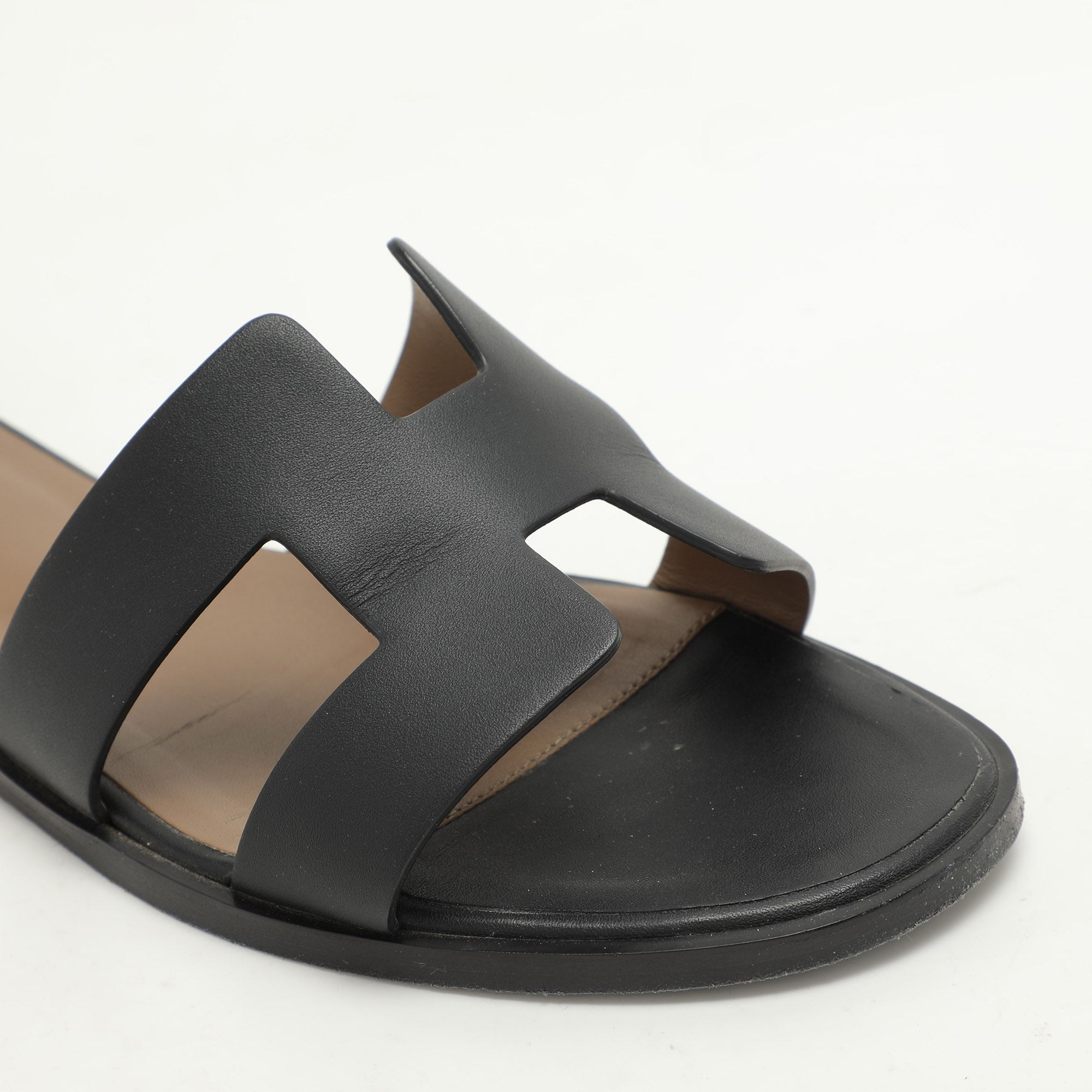 Hermes Black Leather Santorini Flat Sandals Size 39