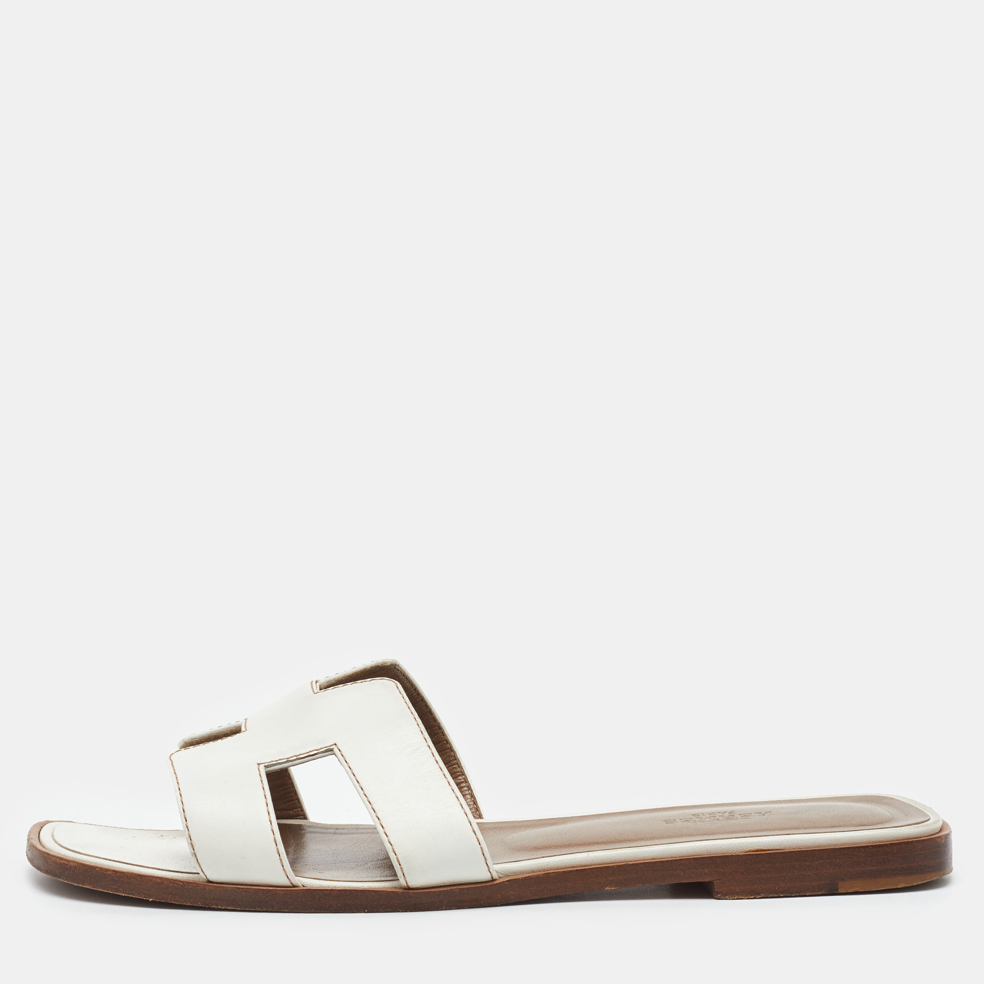 Hermes White Leather Oran Flat Slide Sandals Size 38 - Hermes - Modalova