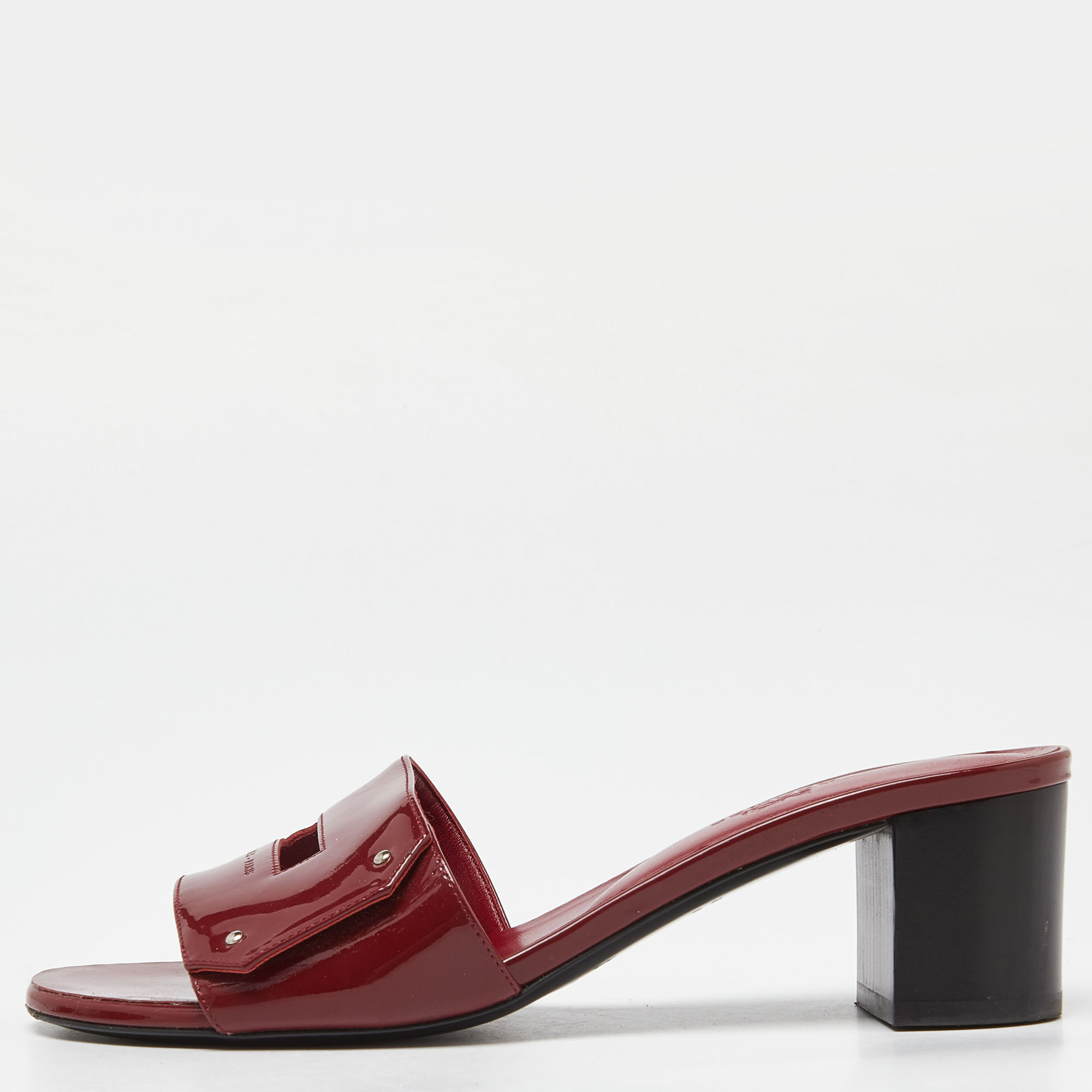 Hermes burgundy patent leather very slide sandals size 37