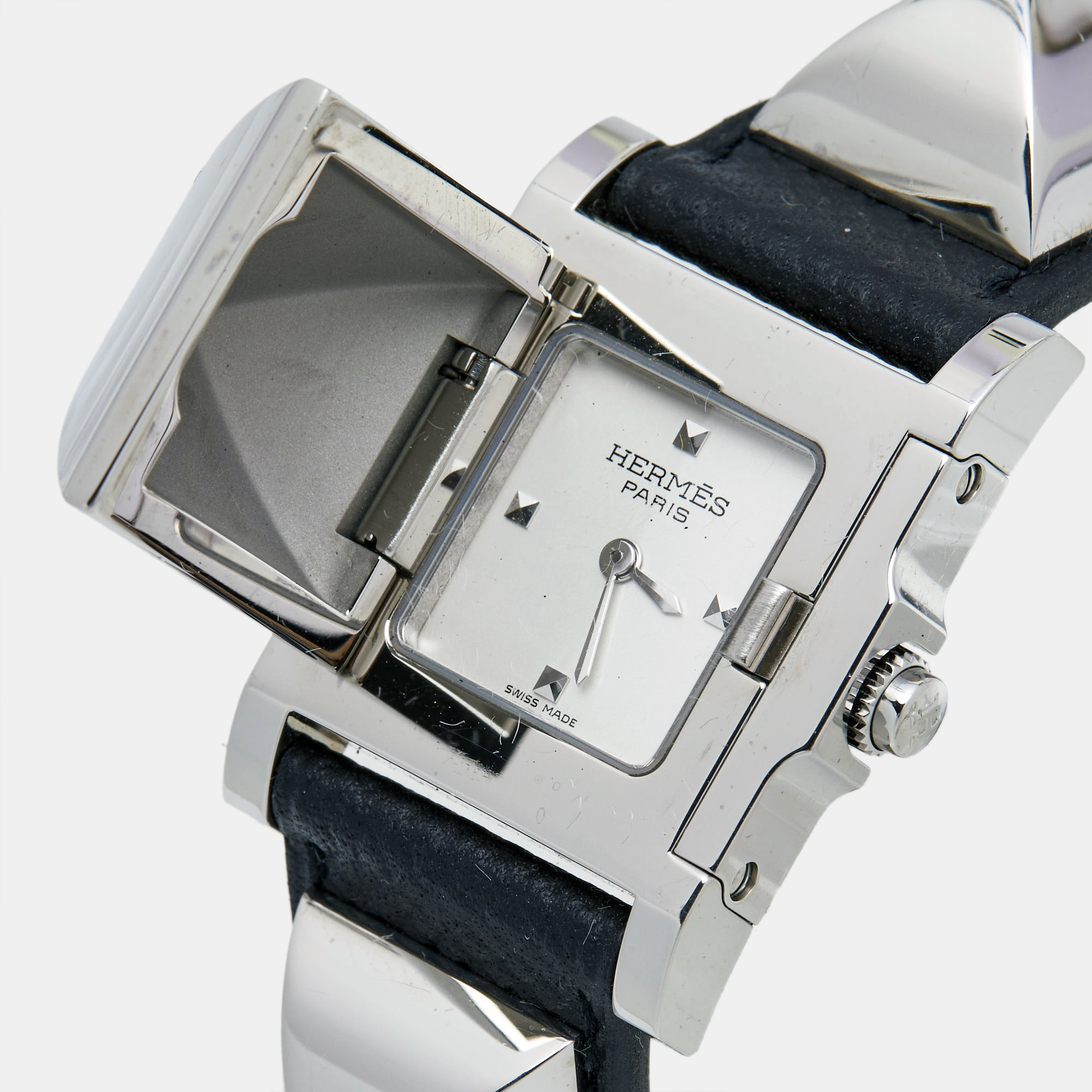 Hermes Silver Stainless Steel Leather Medor W028322WW00 Women's Wristwatch 23 Mm