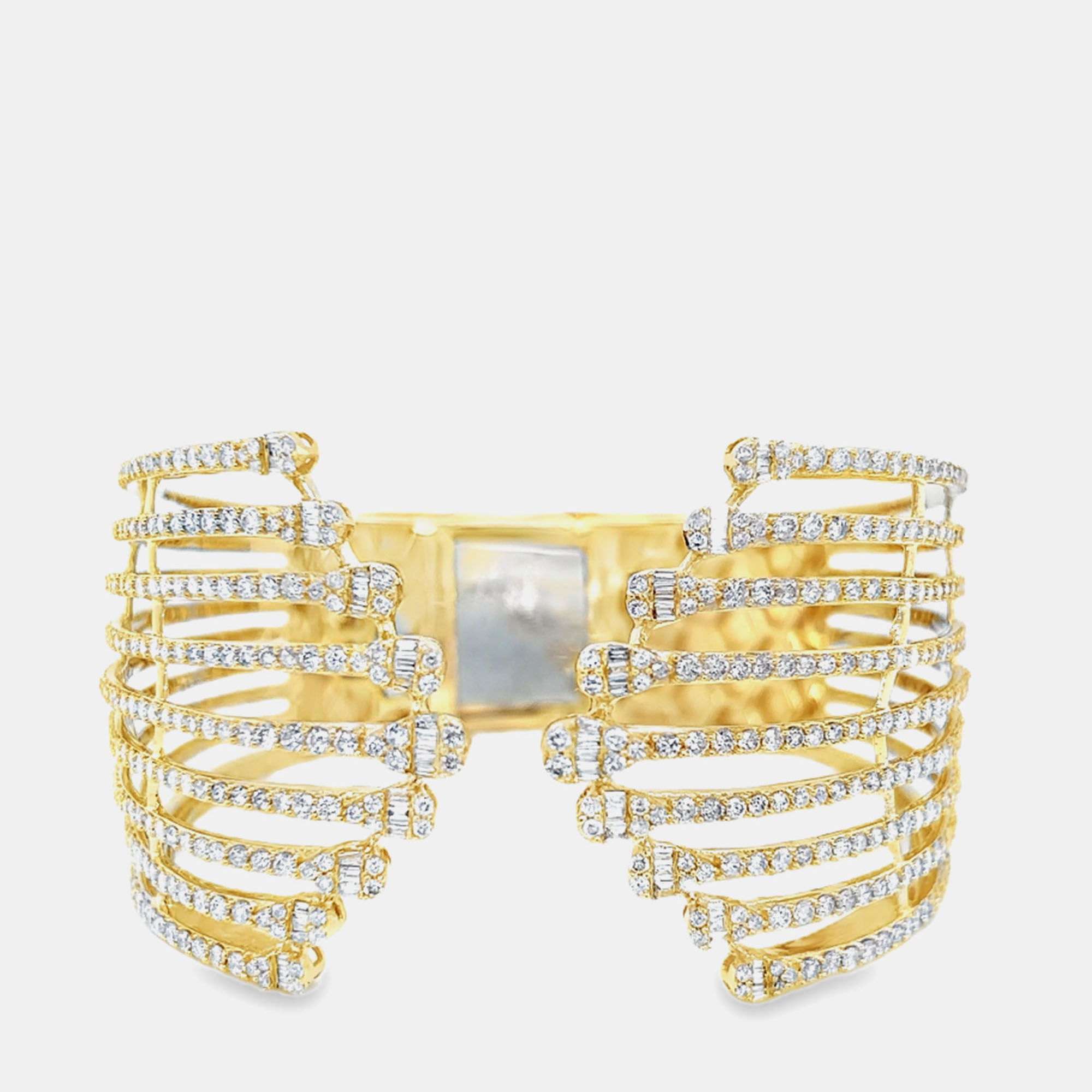 14K Yellow Gold Royal Multi-Level Diamond Bangle Bracelet (5.50ctw)