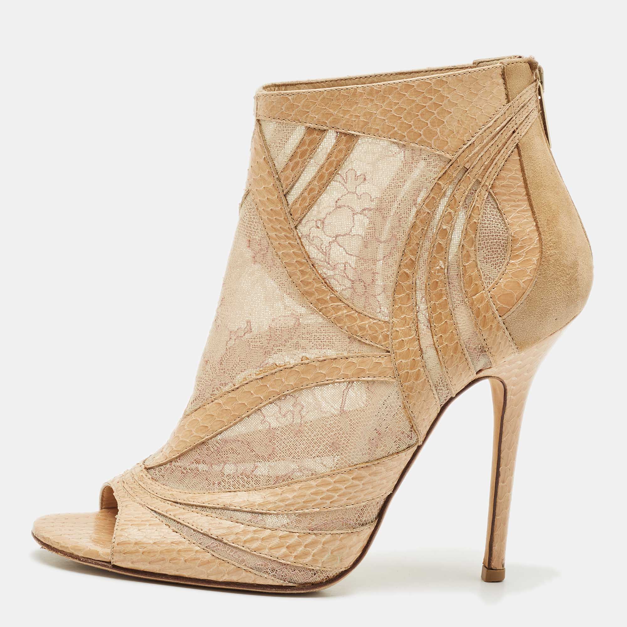 Jimmy Choo Beige Snakeskin Leather and Lace Ankle Length Boots Size
Jimmy Choo Beige Snakeskin Leather and Lace Ankle Length Boots Size