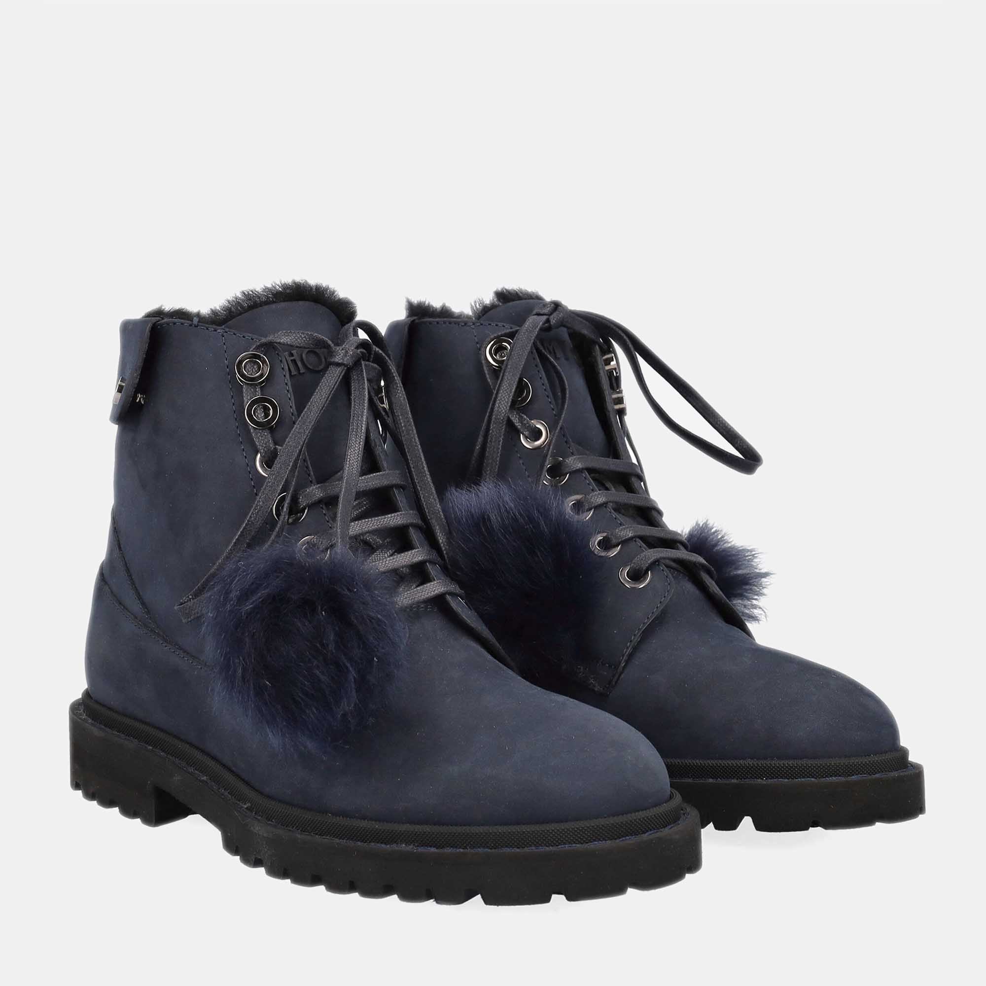 Jimmy Choo Women's Leather Ankle Boots - Navy - EU, Navy blue 
Jimmy Choo Women's Leather Ankle Boots - Navy - EU, Navy blue