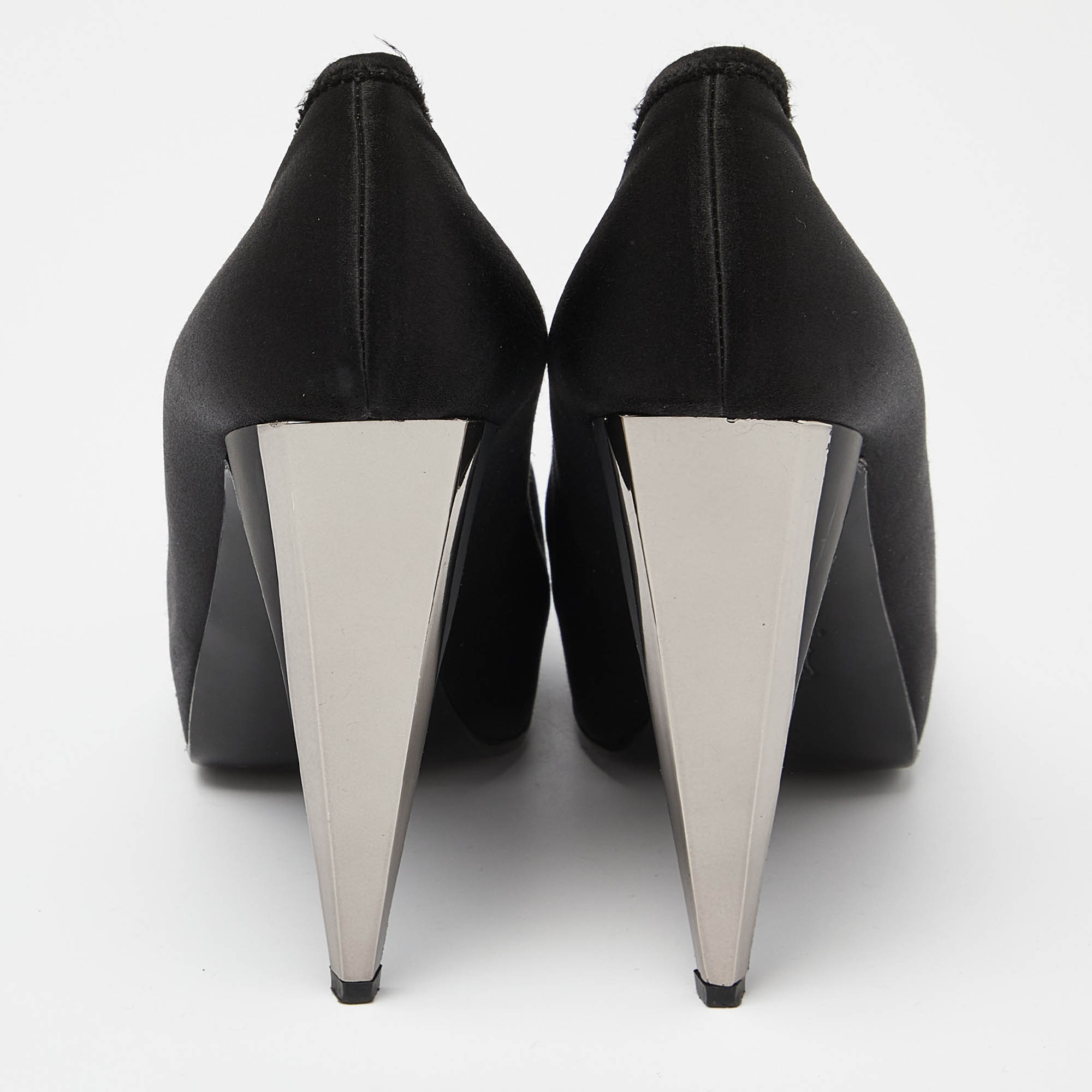 Lanvin Black Satin Platform Pumps Size 38.5