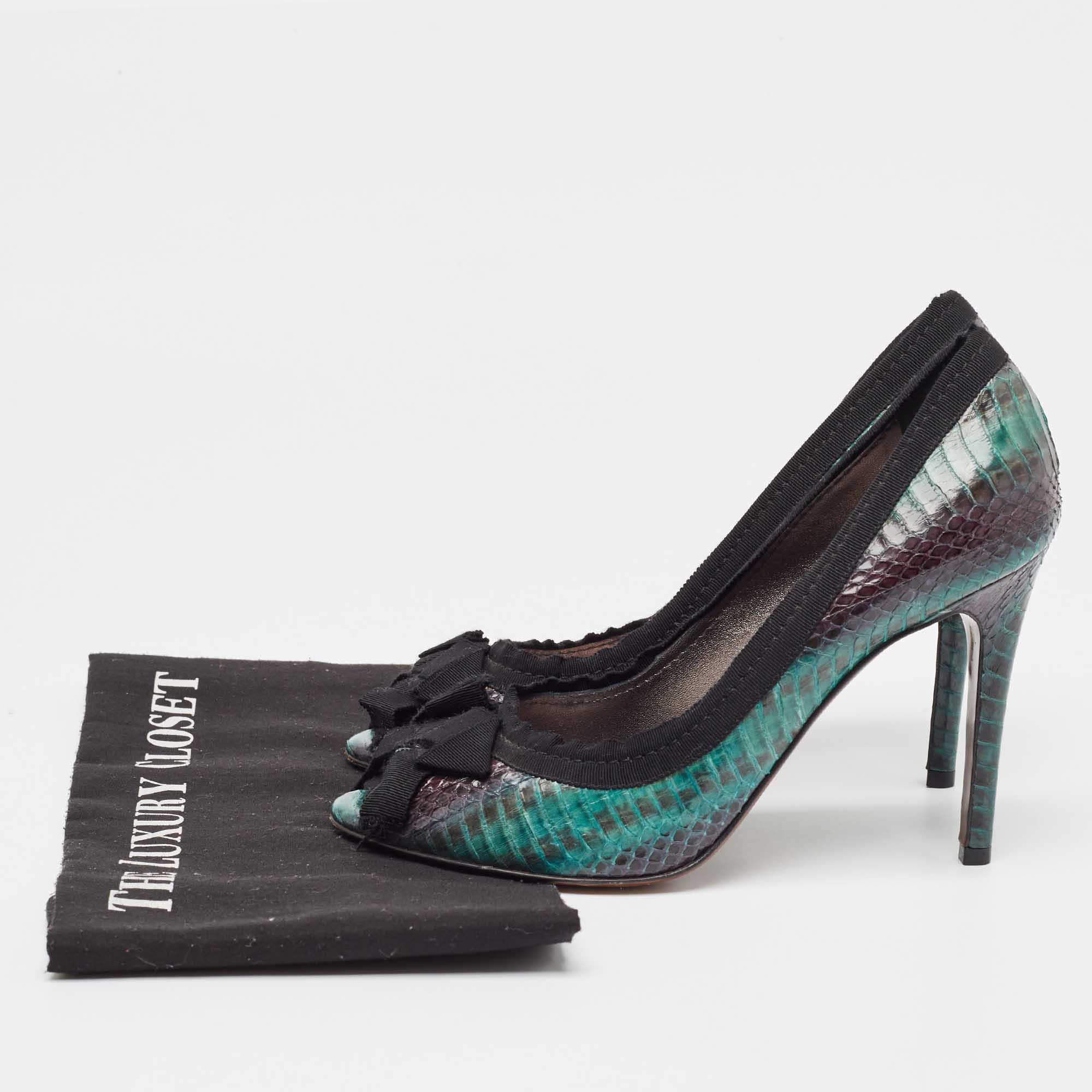 Lanvin Green/Black Python Bow Peep Toe Pumps Size 39.5