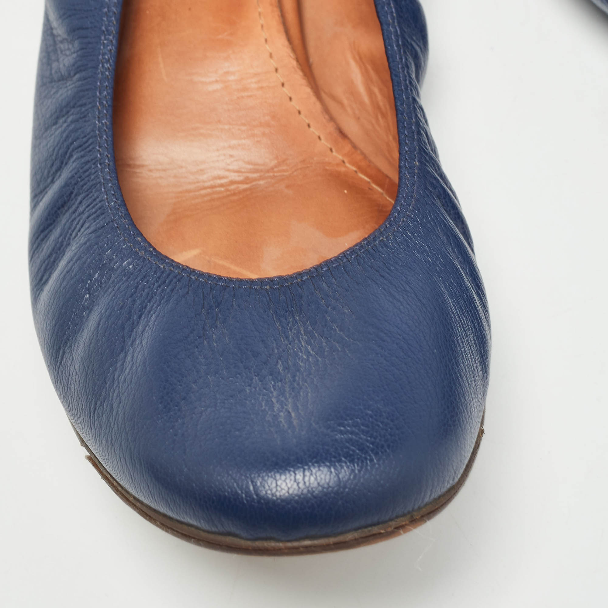 Lanvin Navy Blue Leather Scrunch Ballet Flats Size 38