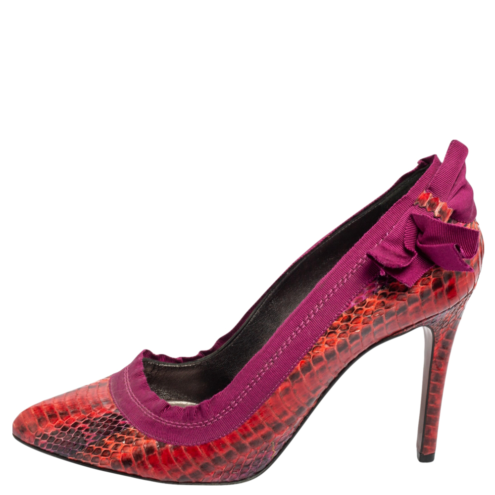 Lanvin Red/Magenta Water Snake and Fabric Ribbon Bow Pointed-Toe Pumps Size
Lanvin Red/Magenta Water Snake and Fabric Ribbon Bow Pointed-Toe Pumps Size