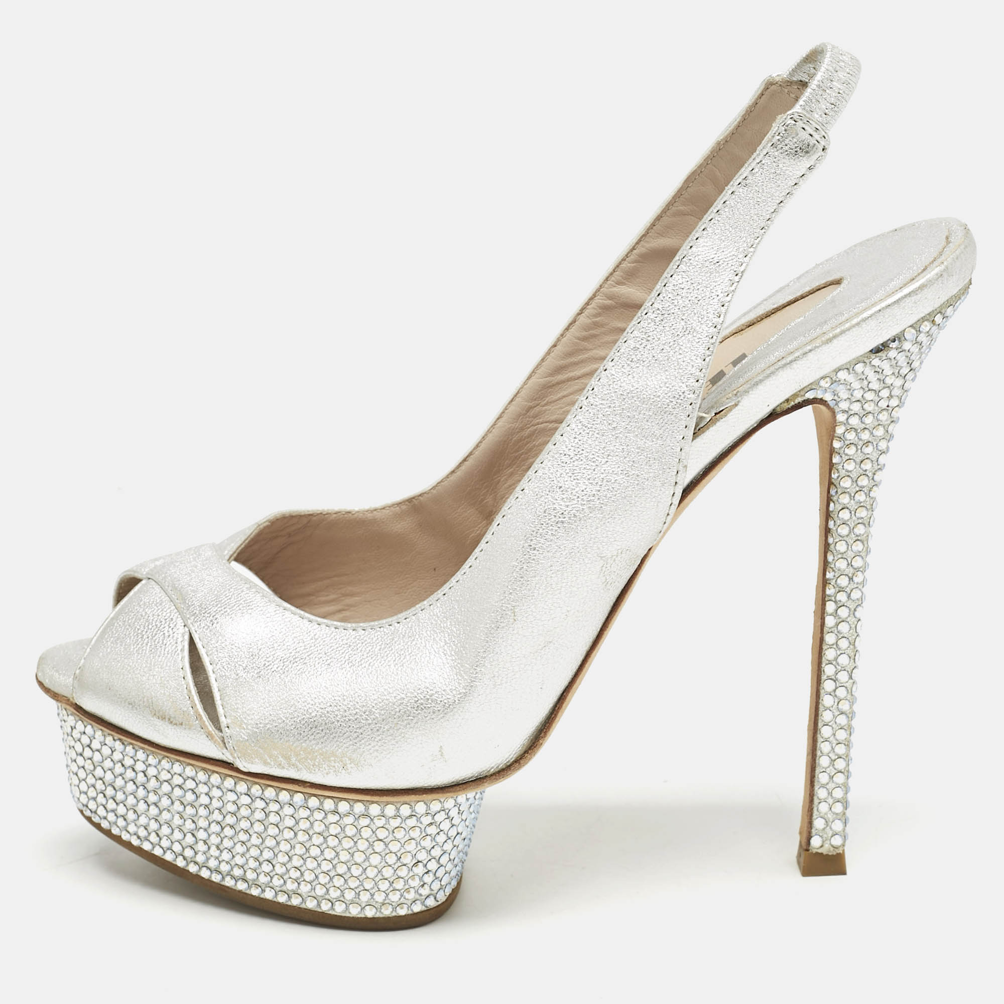 Le Silla Metallic Silver Leather Crystal Embellished Platform Slingback Sandals Size
Le Silla Metallic Silver Leather Crystal Embellished Platform Slingback Sandals Size