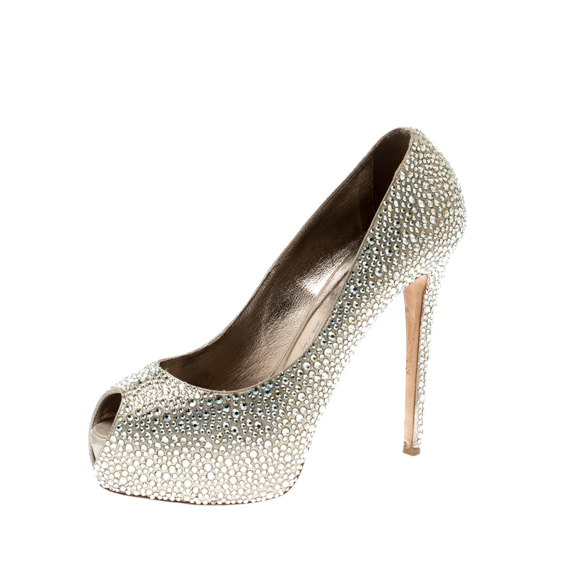 

Le Silla Metallic Gold Crystal Embellished Leather Peep Toe Platform Pumps Size