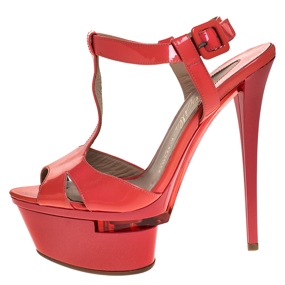 Le Silla Coral Patent Leather T-Bar Ankle Strap Platform Sandals Size, Orange
Le Silla Coral Patent Leather T-Bar Ankle Strap Platform Sandals Size, Orange