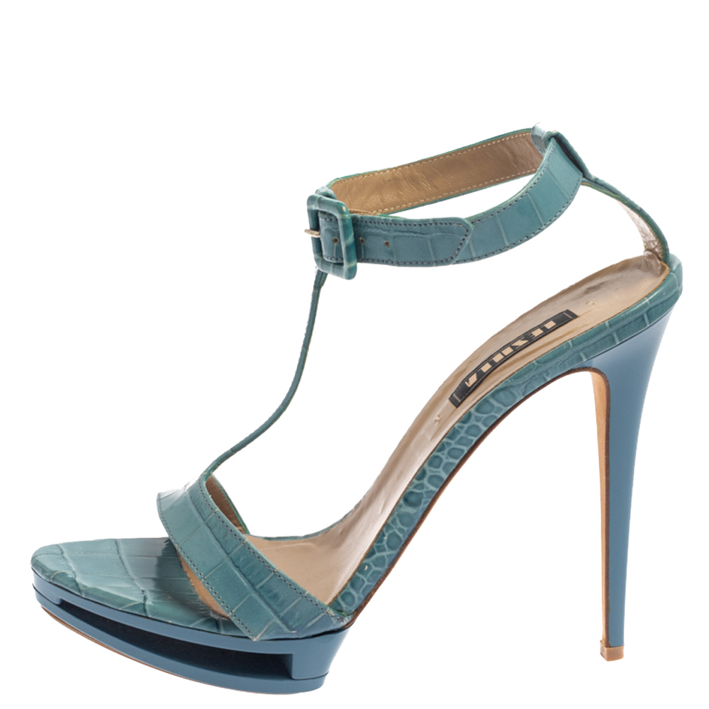 Le Silla Blue Croc Embossed Leather Embossed T-Strap Platform Sandals Size 37