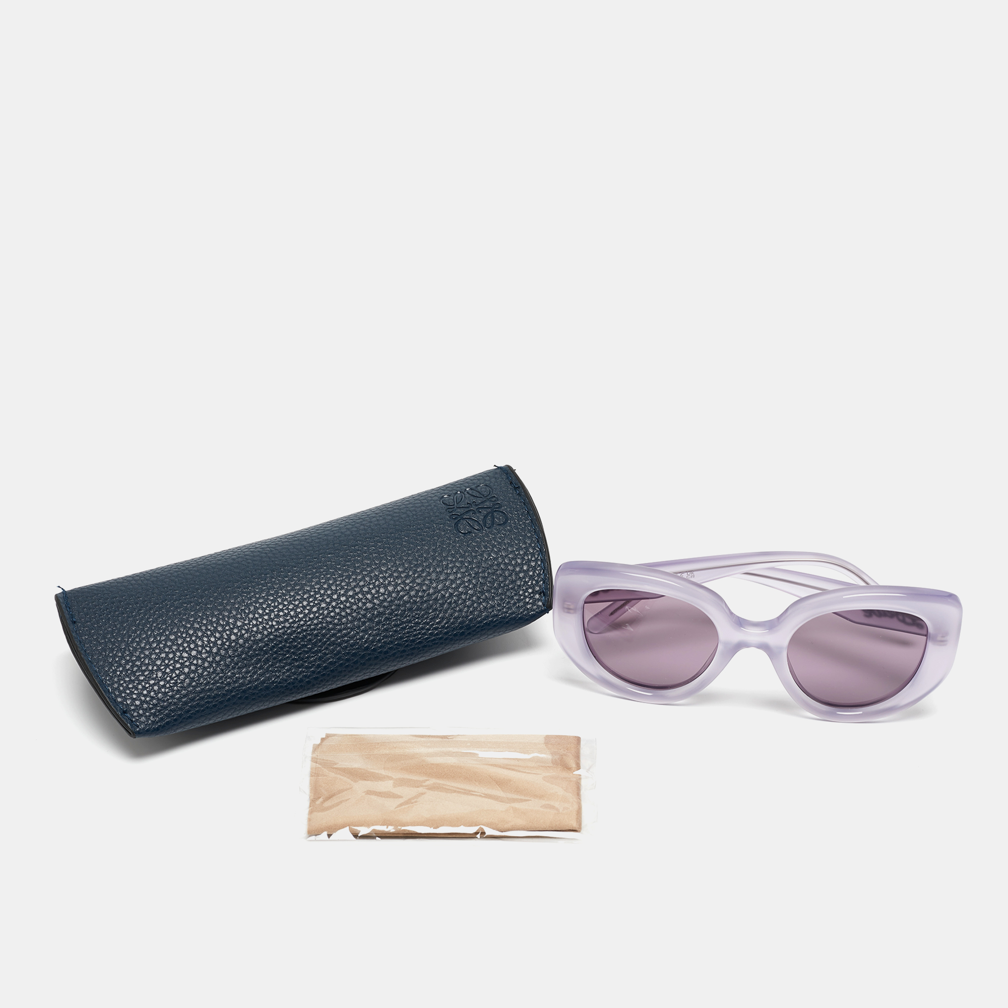 Loewe Lilac LW401001 Curvy Butterfly Sunglasses