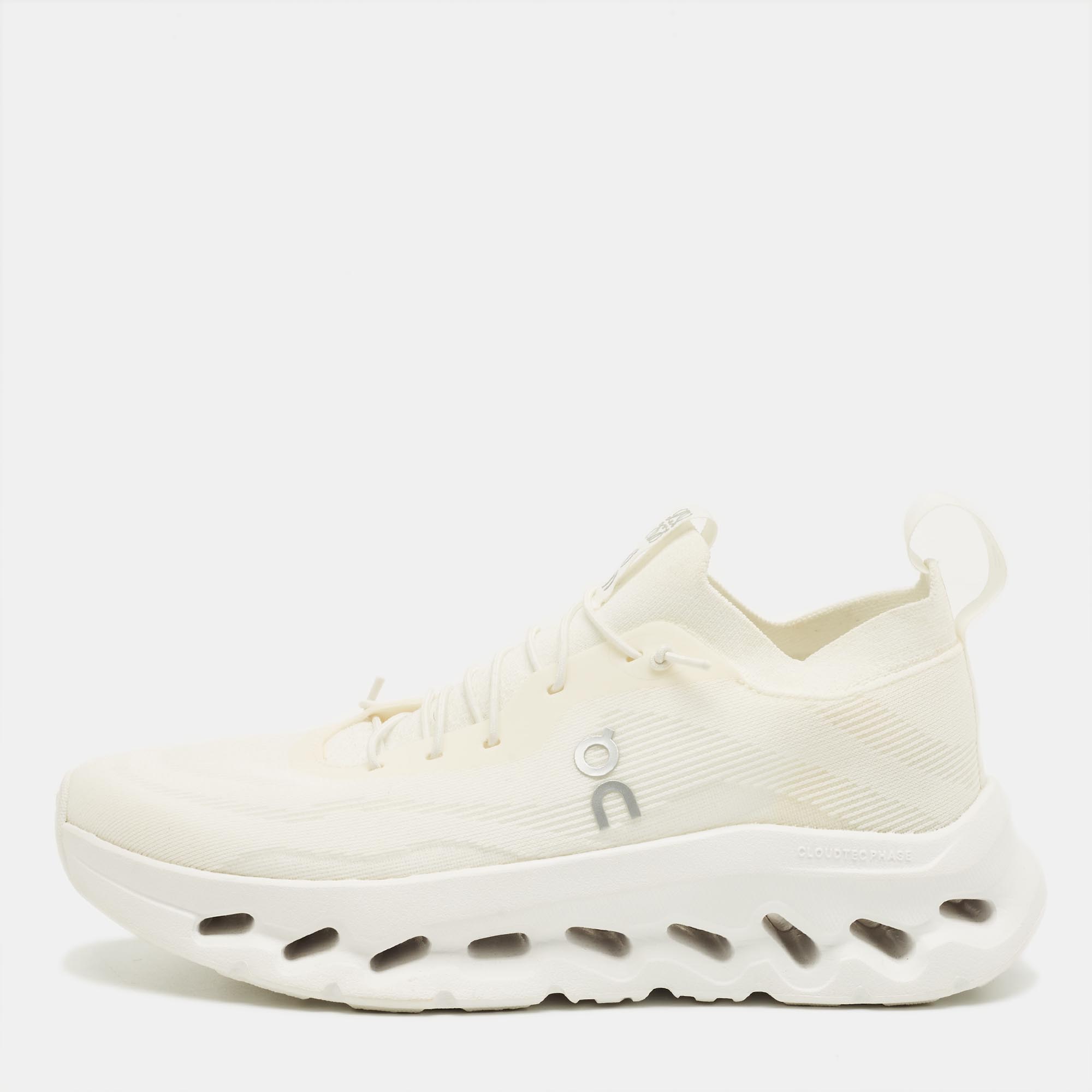 Loewe x On Cloudtilt Off White Fabric Running Sneakers Size
Loewe x On Cloudtilt Off White Fabric Running Sneakers Size