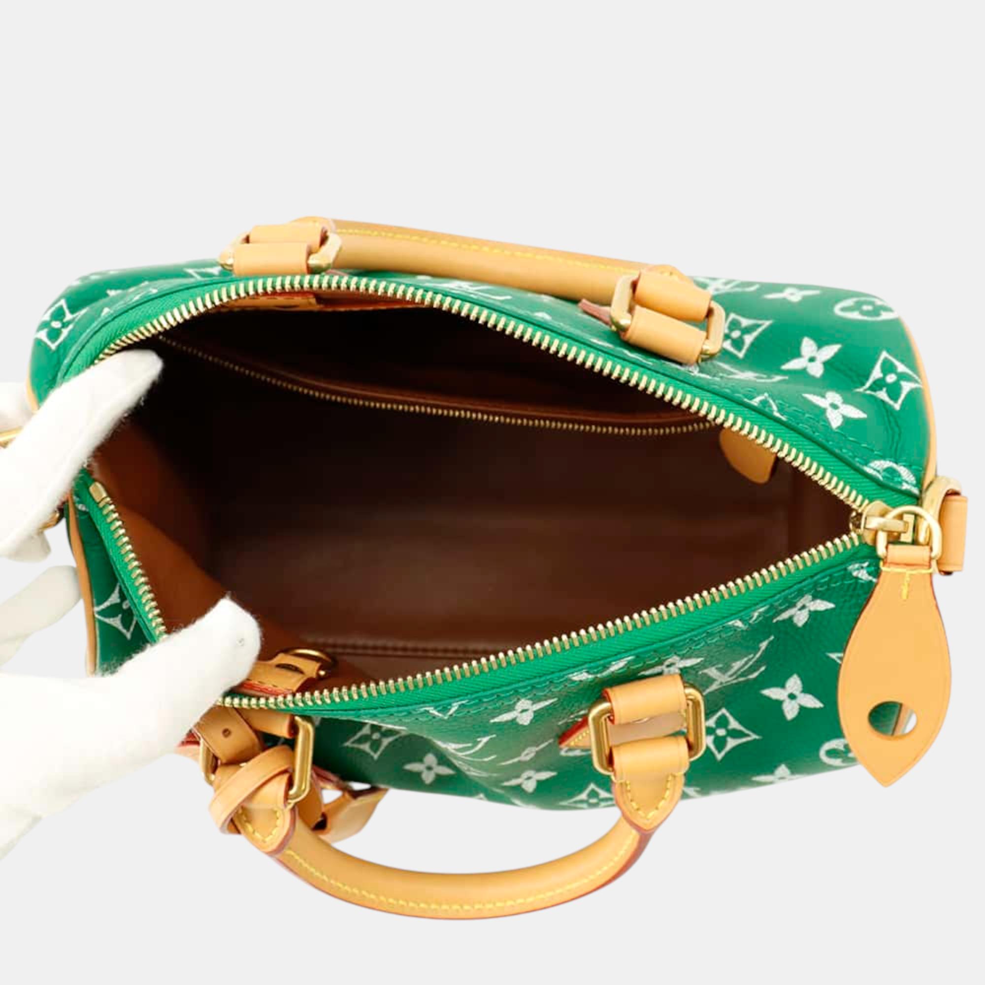 Louis Vuitton Vert Calf Leather Speedy P9 Bandouliere Size 25