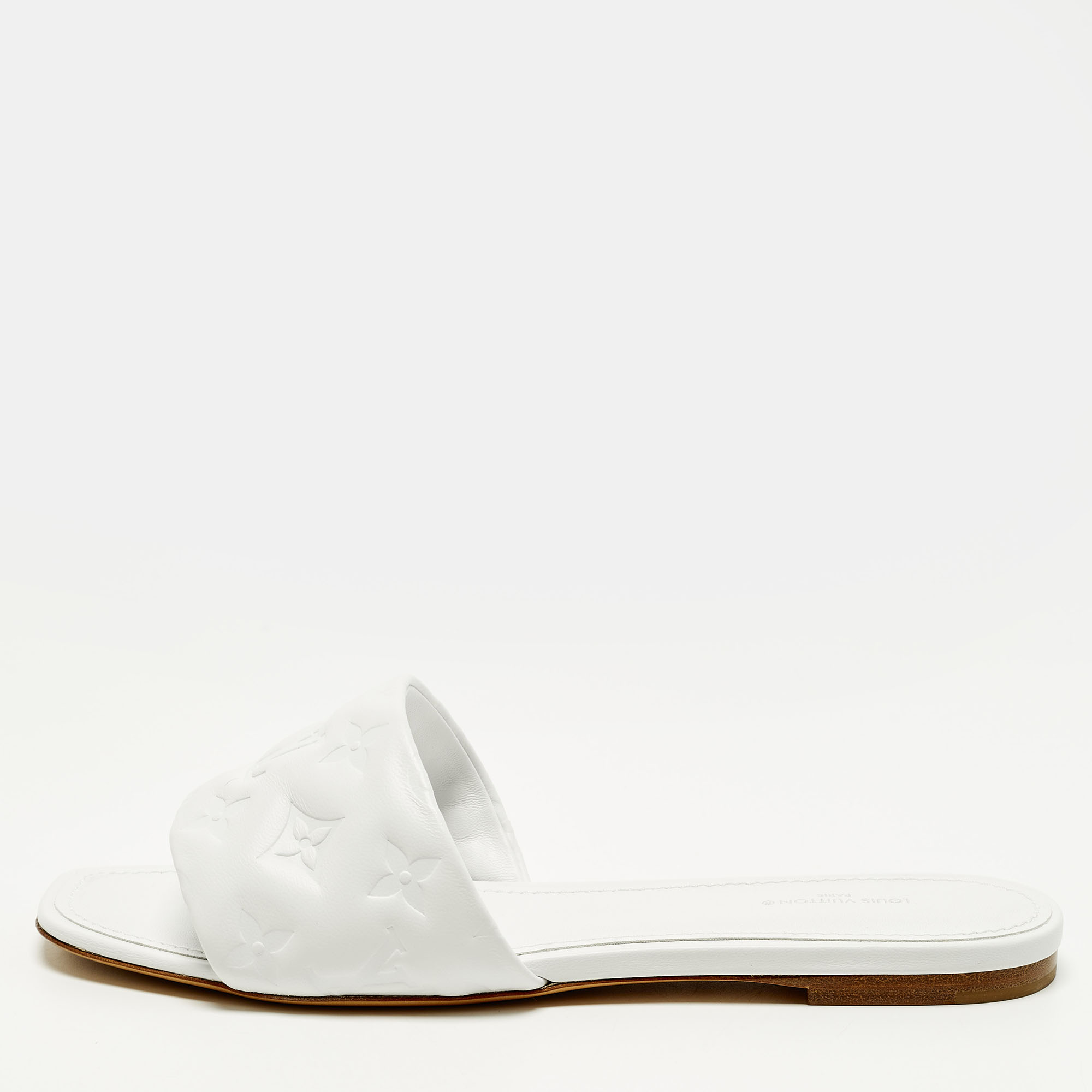 Louis Vuitton Revival Size White Monogram Leather Flat Slide
Louis Vuitton Revival Size White Monogram Leather Flat Slide