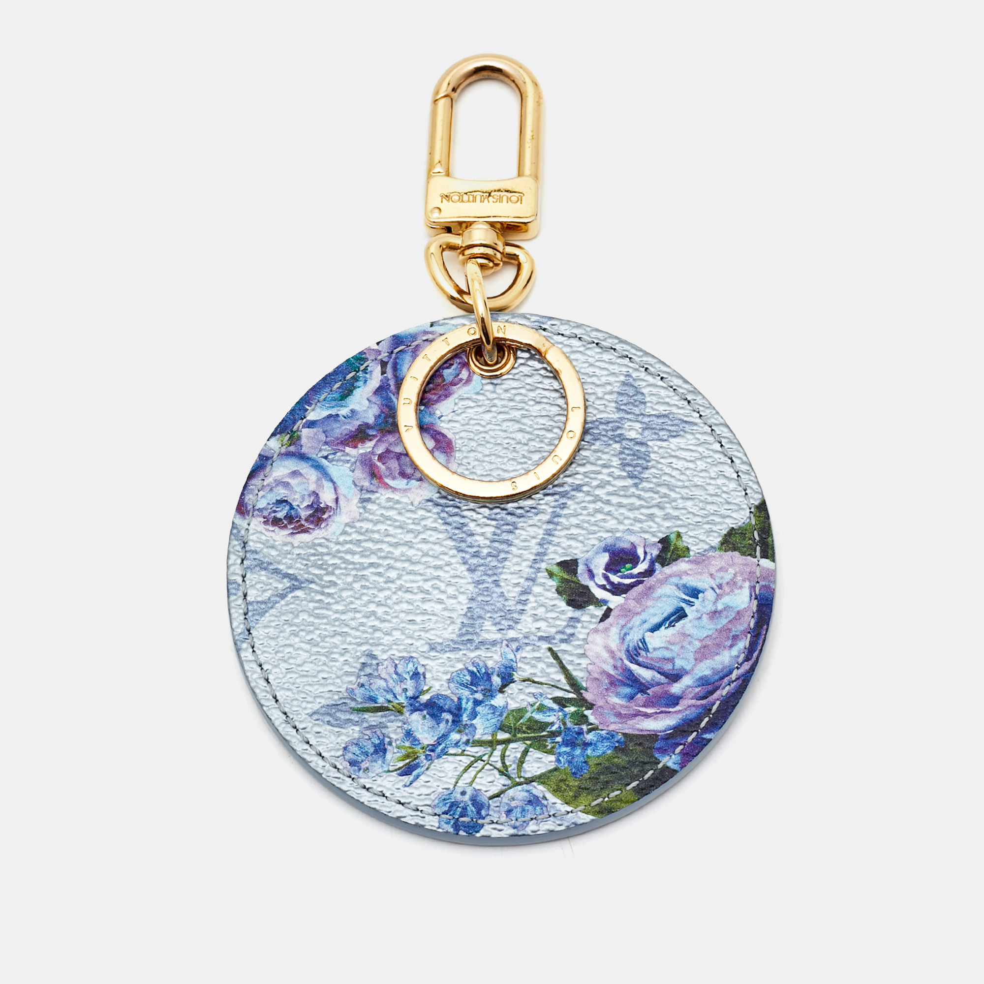 Louis Vuitton Metallic Monogram LV Garden Illustre Bag Charm/Key Ring, Multicolor
Louis Vuitton Metallic Monogram LV Garden Illustre Bag Charm/Key Ring, Multicolor