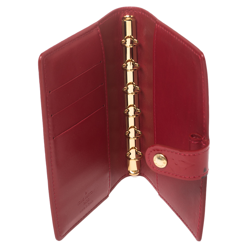 Louis Vuitton Pomme D’amour Monogram Vernis Small Ring Agenda Cover, Red
Louis Vuitton Pomme D’amour Monogram Vernis Small Ring Agenda Cover, Red