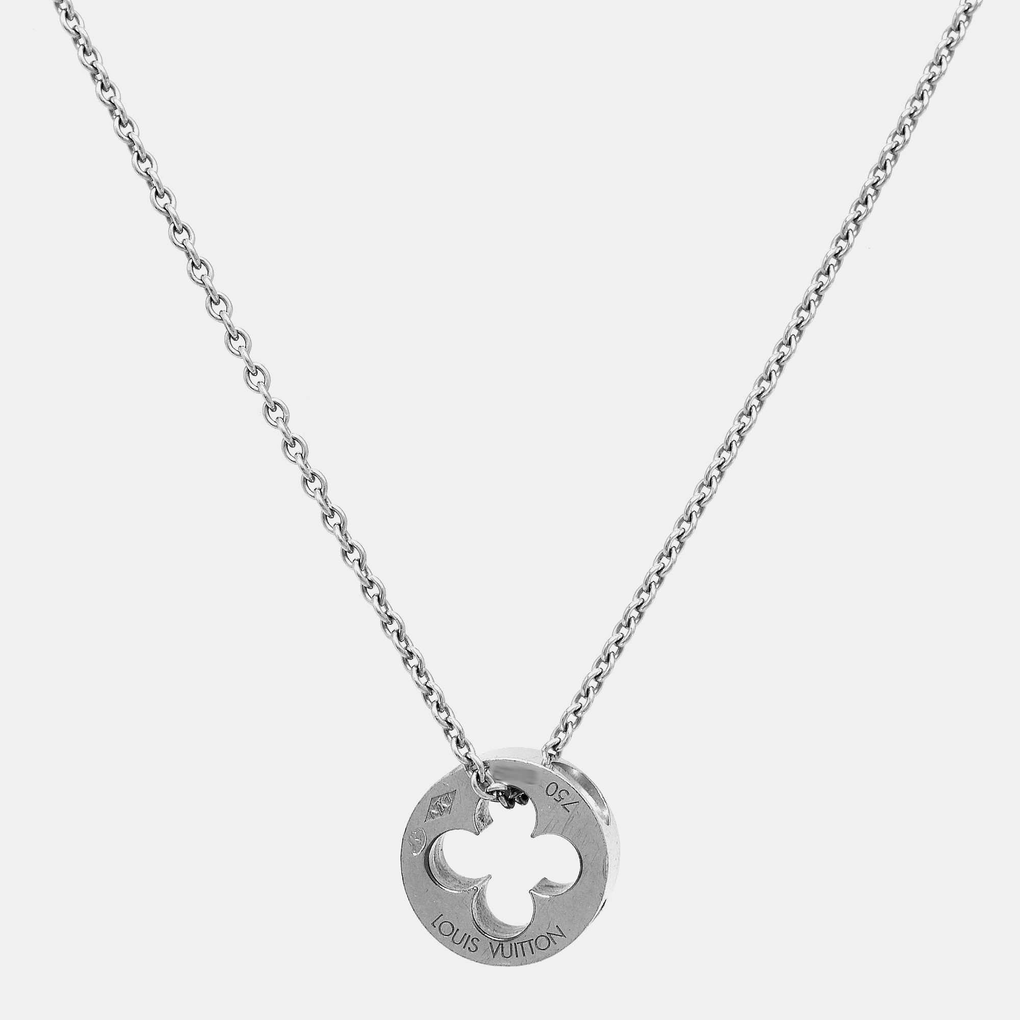 Louis Vuitton Empreinte 18k White Gold Pendant Necklace
Louis Vuitton Empreinte 18k White Gold Pendant Necklace