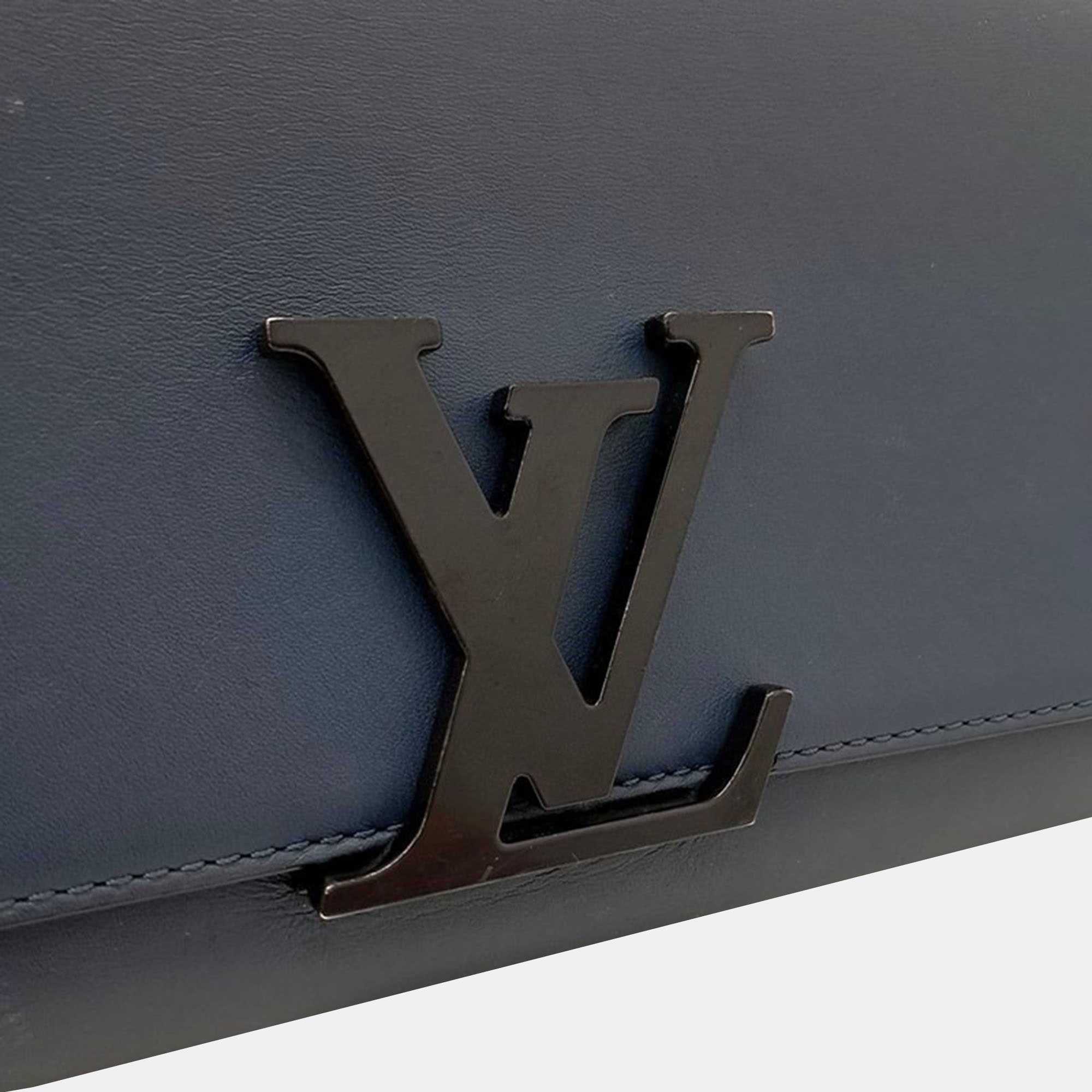 Louis Vuitton Blue Leather Capucines Clutch