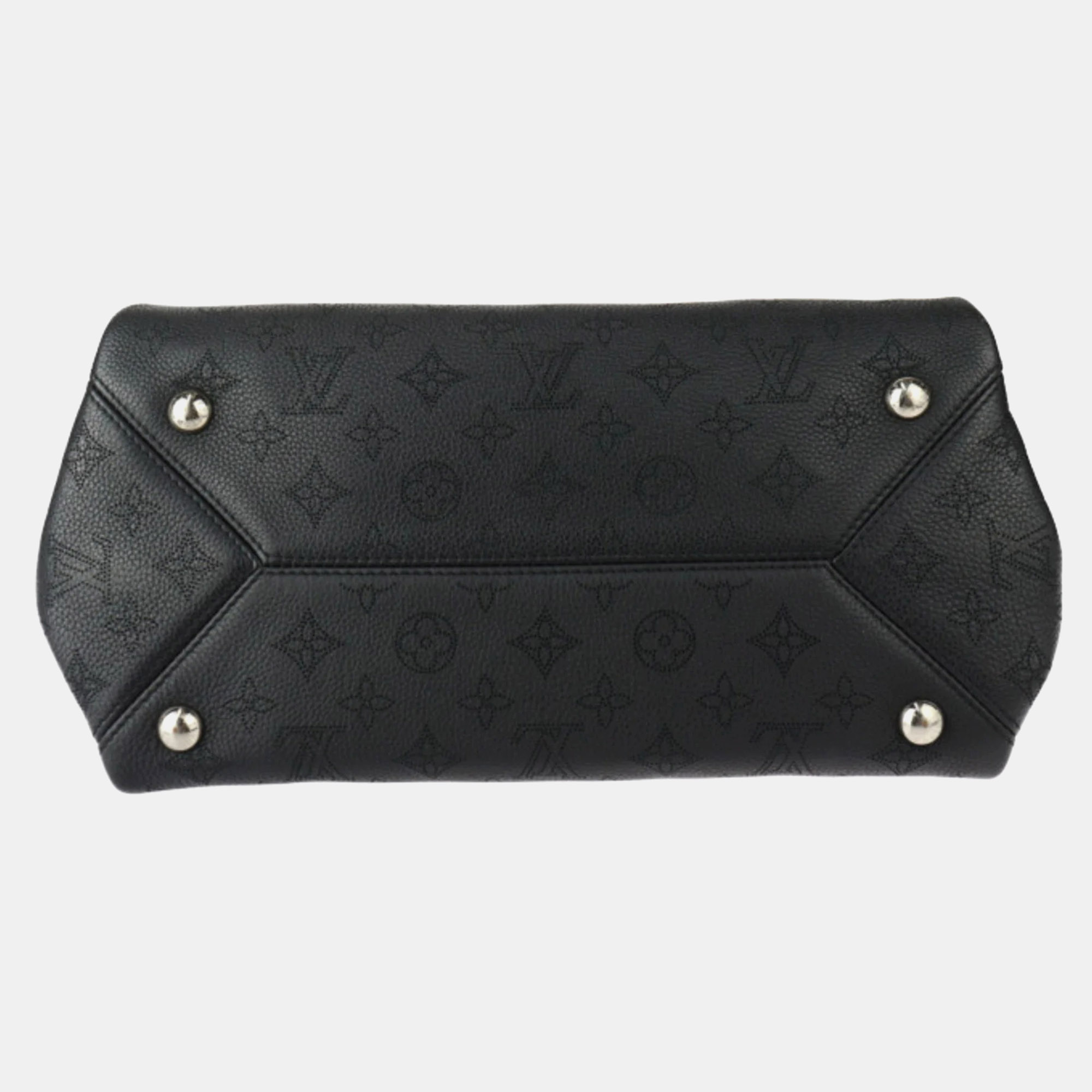 Louis Vuitton Black Mahina Leather Sevres Shoulder Bag