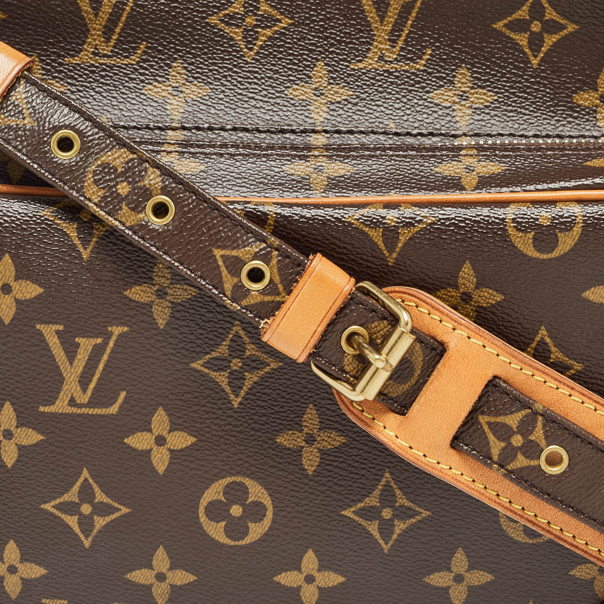 Louis Vuitton Monogram Canvas Nile Bag