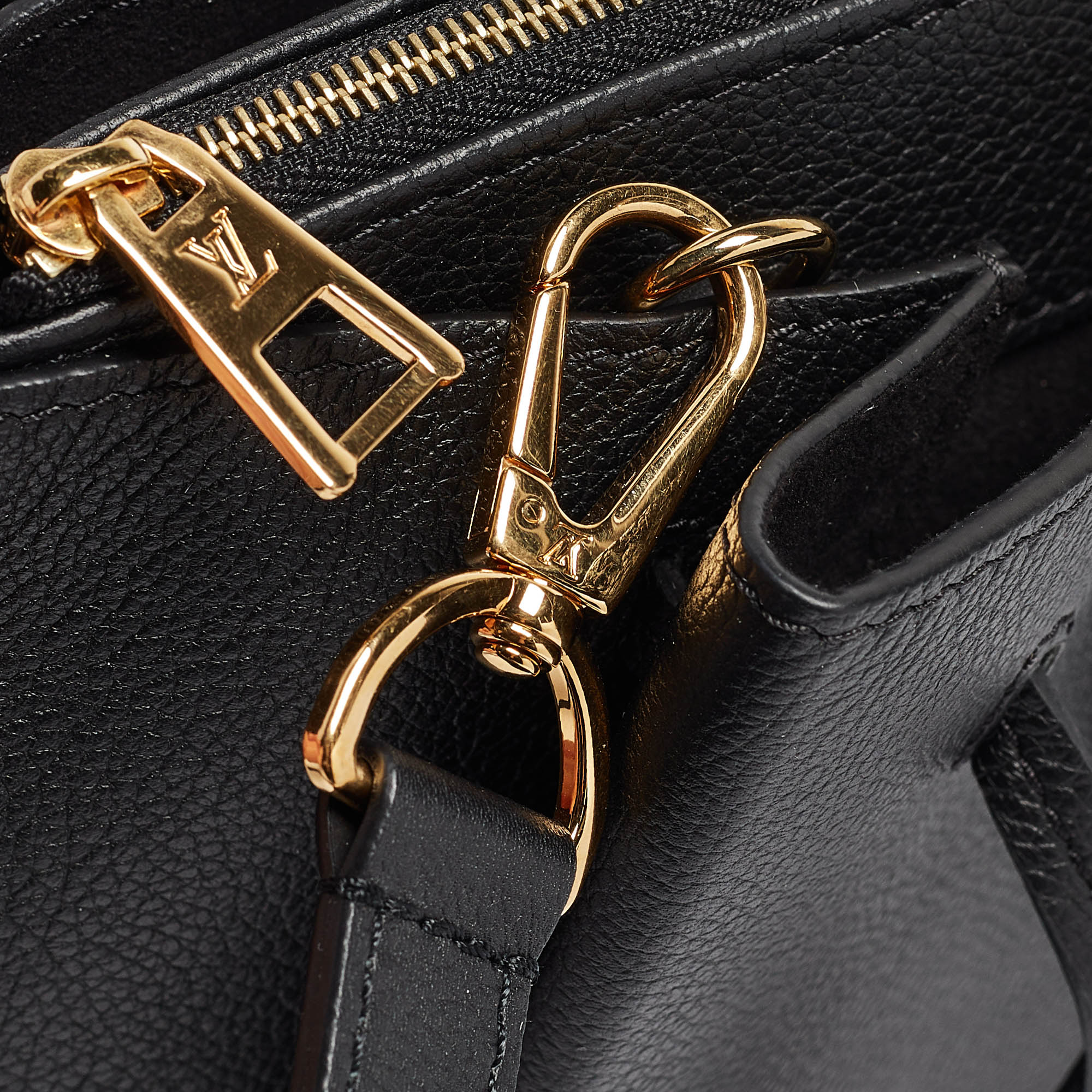 Louis Vuitton Black Leather Lockme Day MM Bag