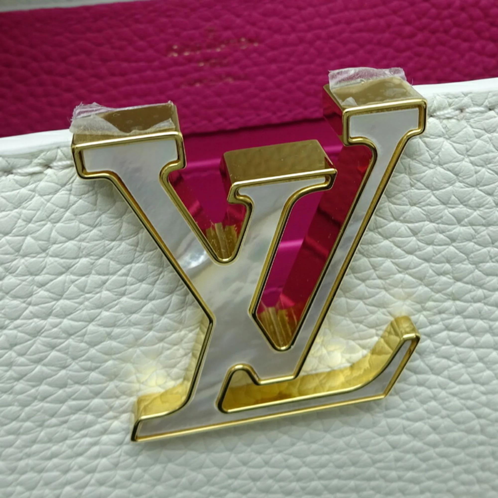 Louis Vuitton White Leather Mini Capucines Capushell Top Handle Bag