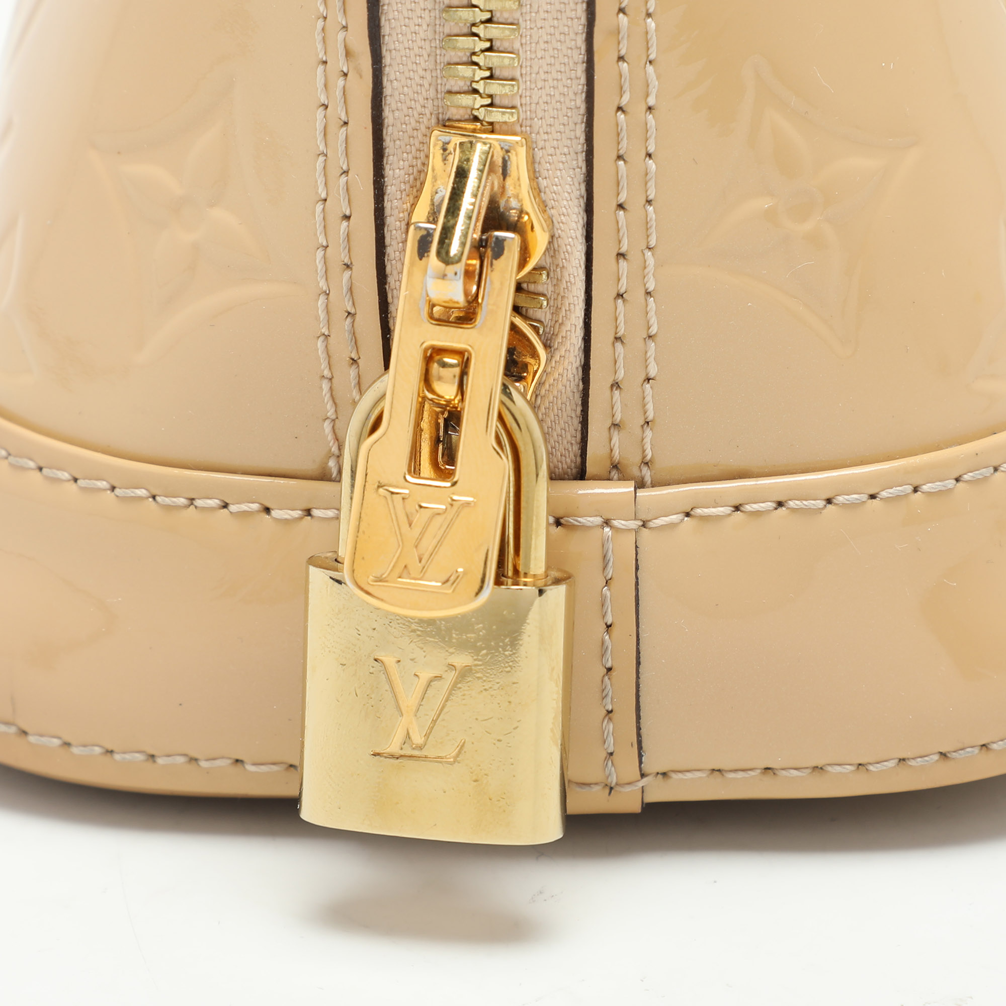 Louis Vuitton Beige Monogram Vernis Leather Alma BB Bag