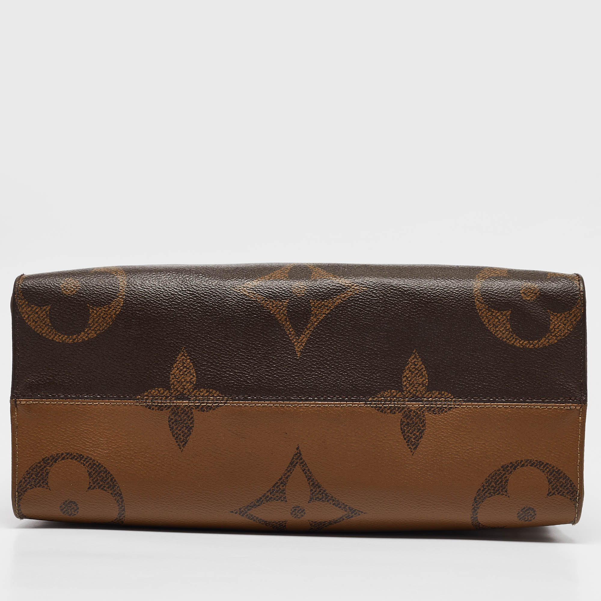 Louis Vuitton Reverse Monogram Canvas Giant Onthego MM Bag