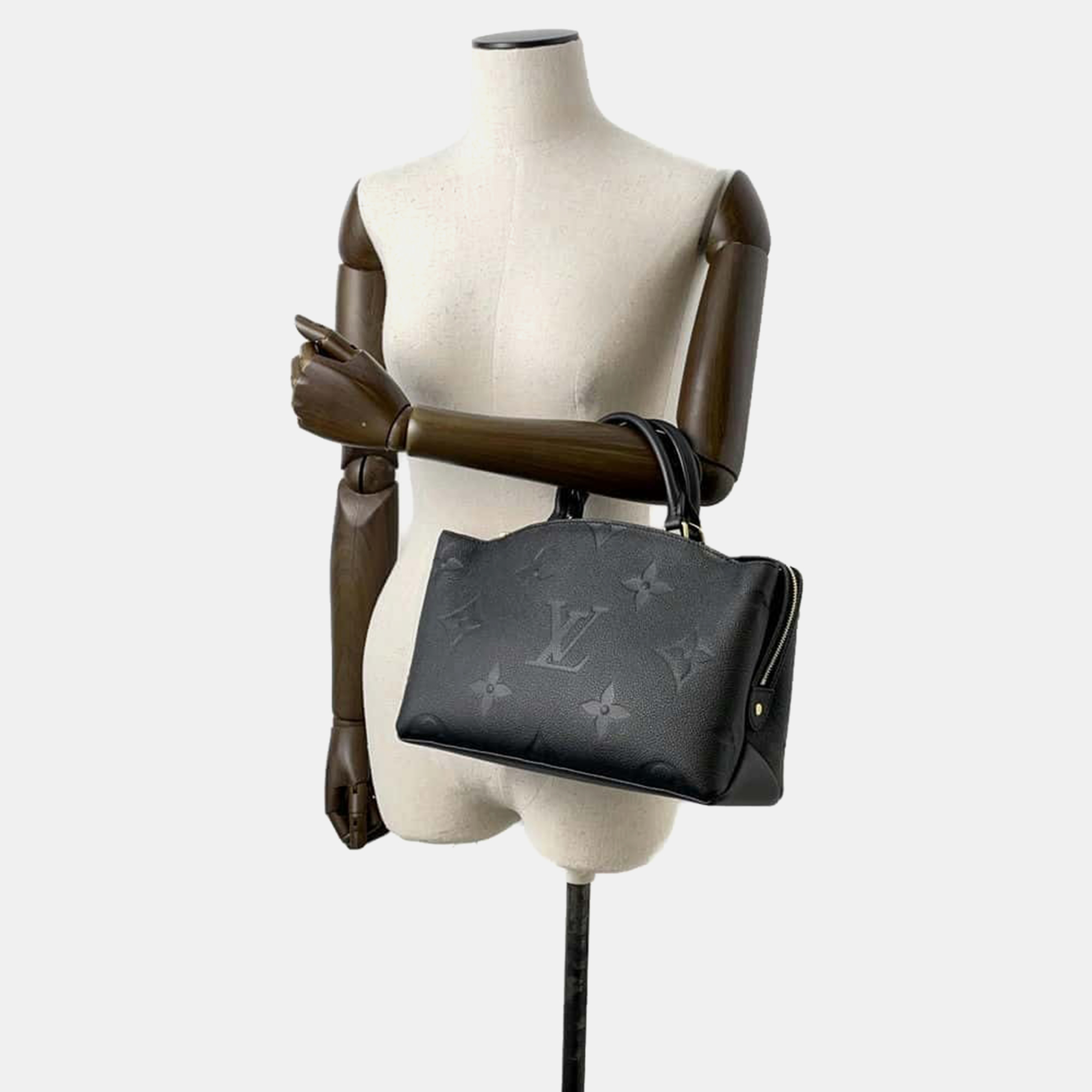 Louis Vuitton Noir Monogram Empreinte Leather Petit Palais Bag Size PM