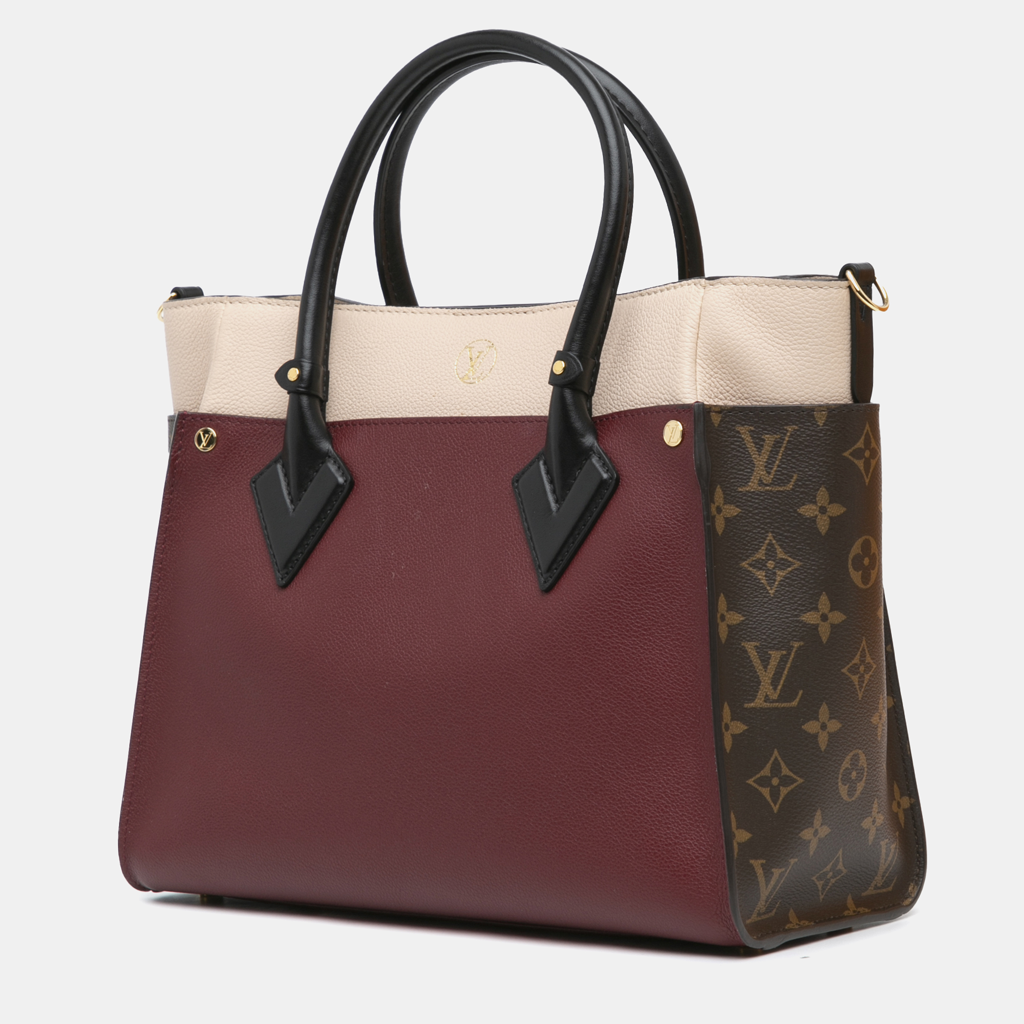 Louis Vuitton Monogram On My Side MM