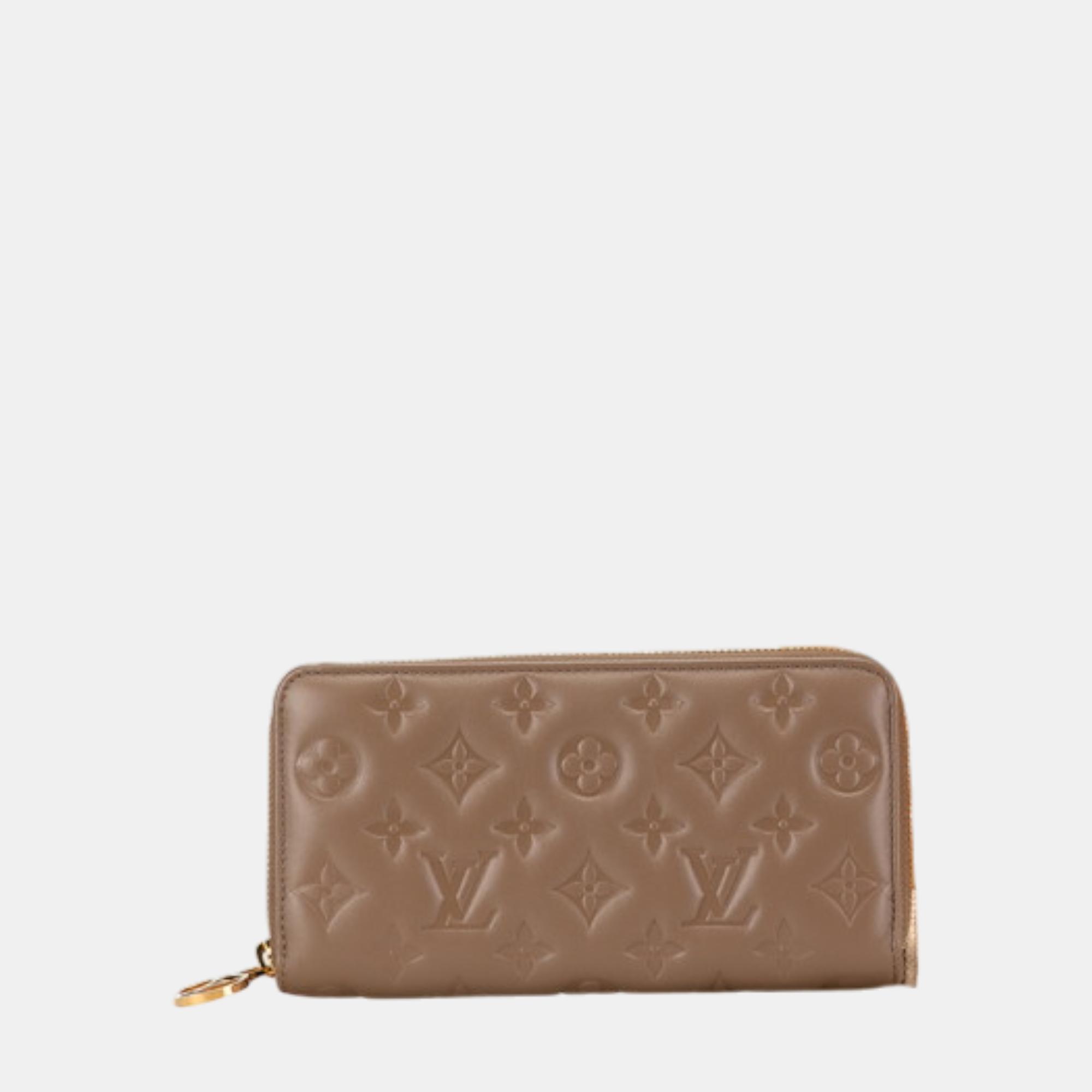 Louis Vuitton Beige Leather Monogram Zippy Wallet