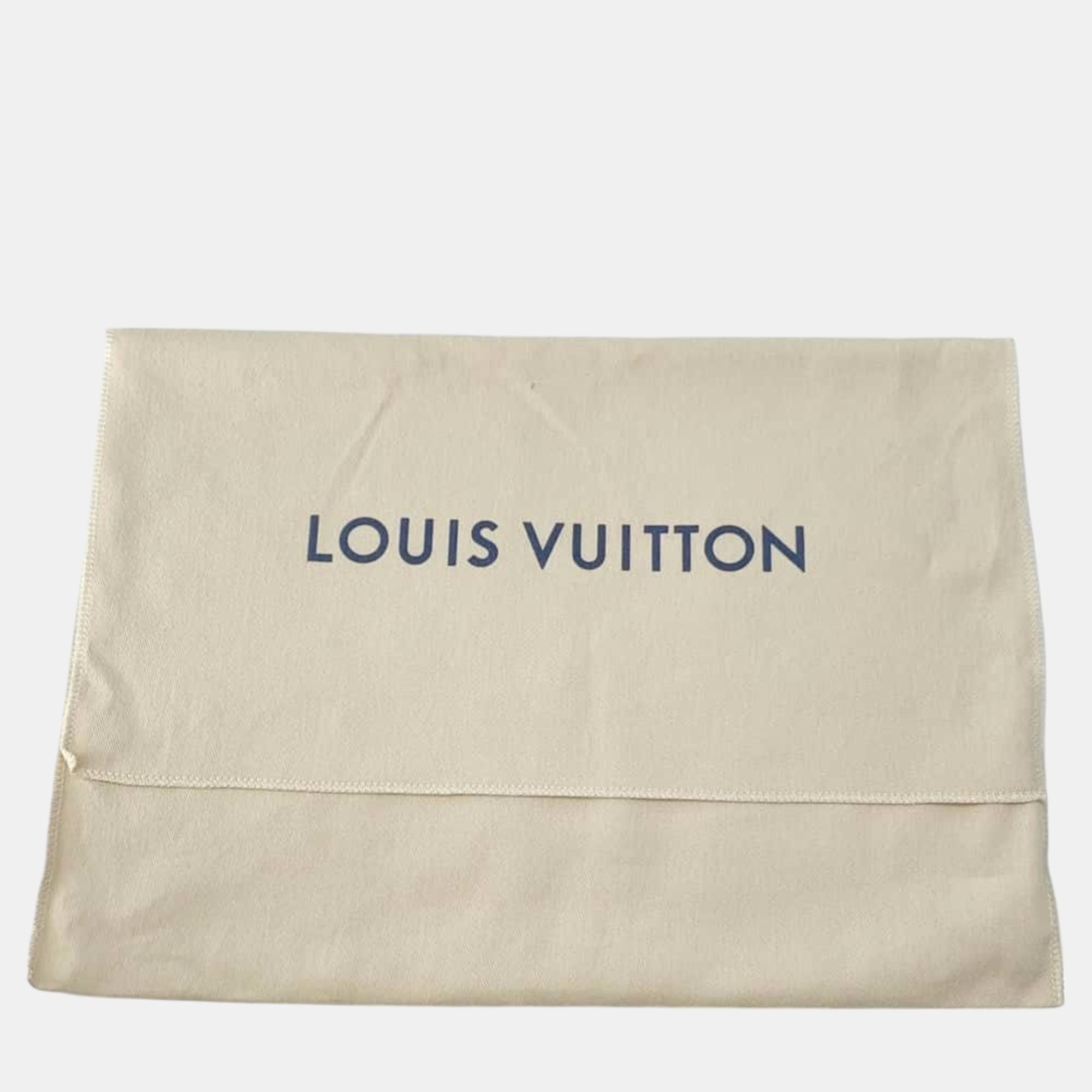 Louis Vuitton District PM Shoulder Bag