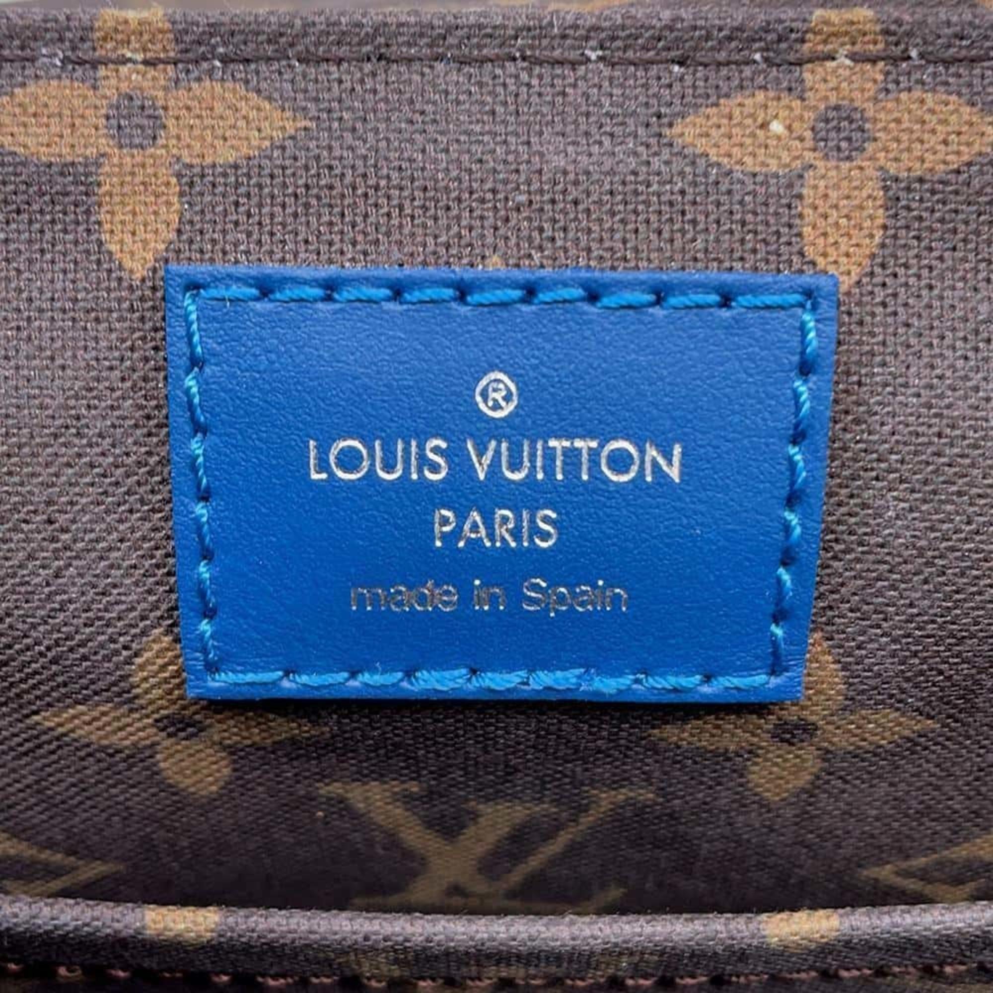 Louis Vuitton District PM Shoulder Bag