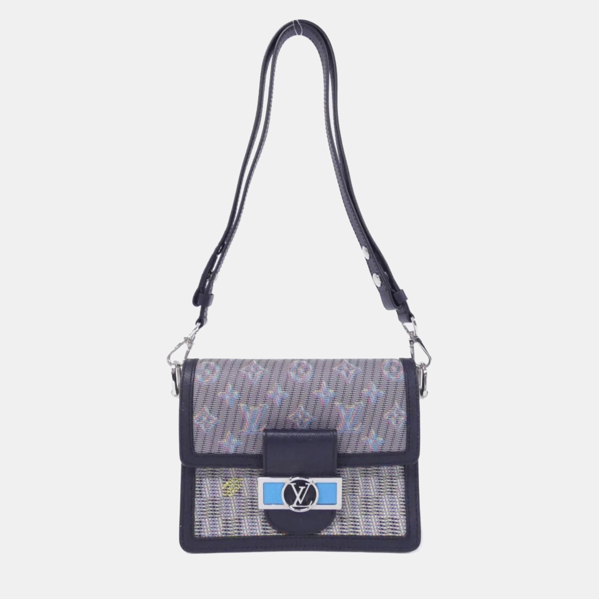 Louis Vuitton Blue Monogram Leather Dauphine Mini Shoulder Bag
Louis Vuitton Blue Monogram Leather Dauphine Mini Shoulder Bag
