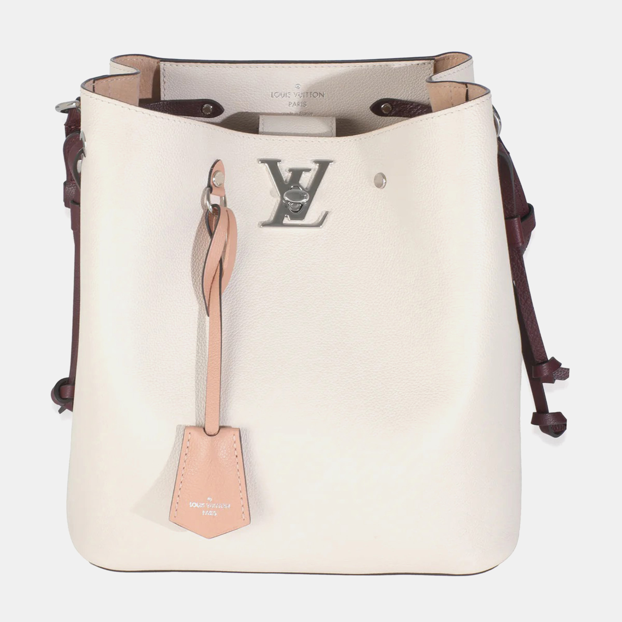 Louis Vuitton Soie Quartz Calla Calfskin Lockme Bucket Bag, White
Louis Vuitton Soie Quartz Calla Calfskin Lockme Bucket Bag, White