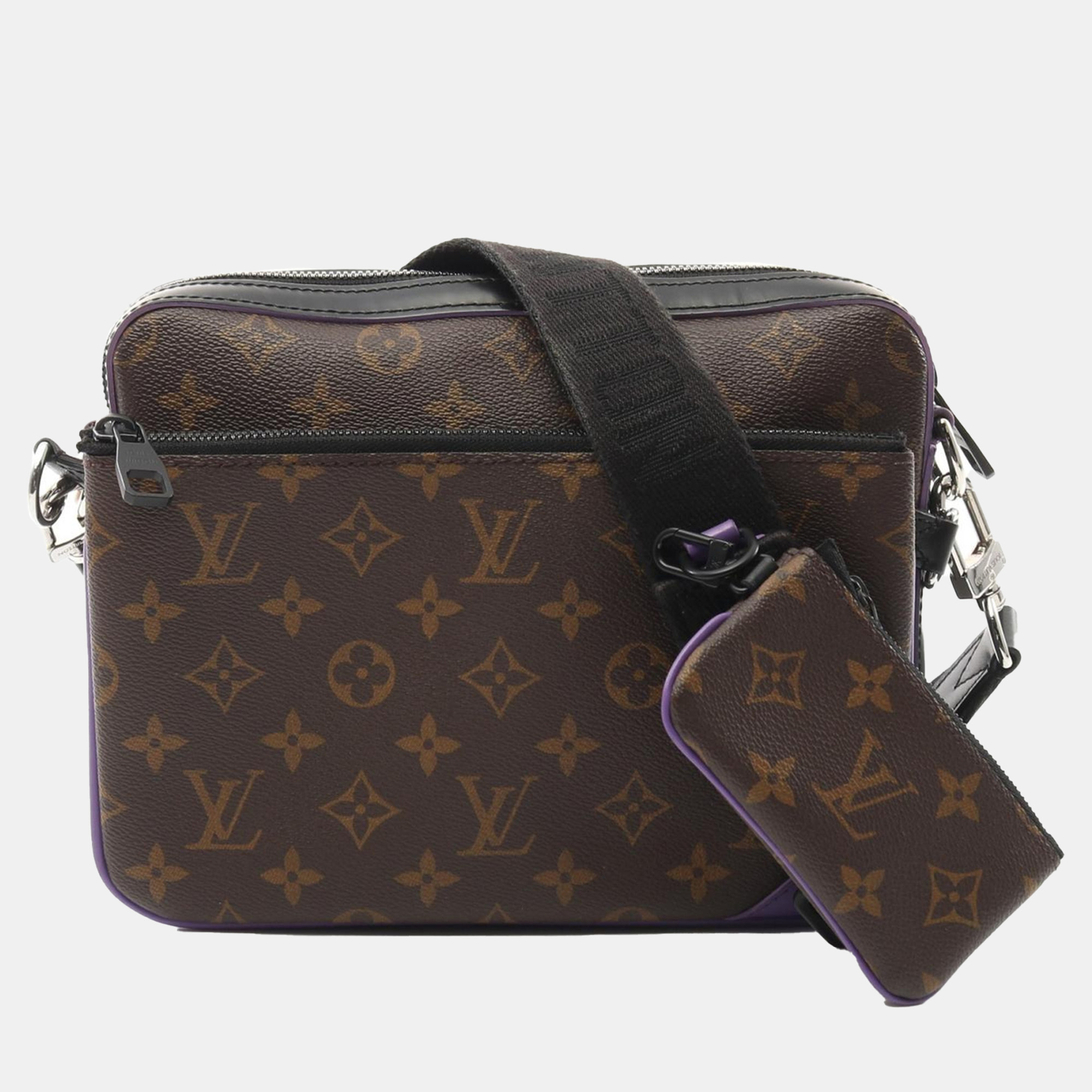 Louis Vuitton Trio Messenger Shoulder Crossbody Bag Monogram Macassar Lv, Brown
Louis Vuitton Trio Messenger Shoulder Crossbody Bag Monogram Macassar Lv, Brown