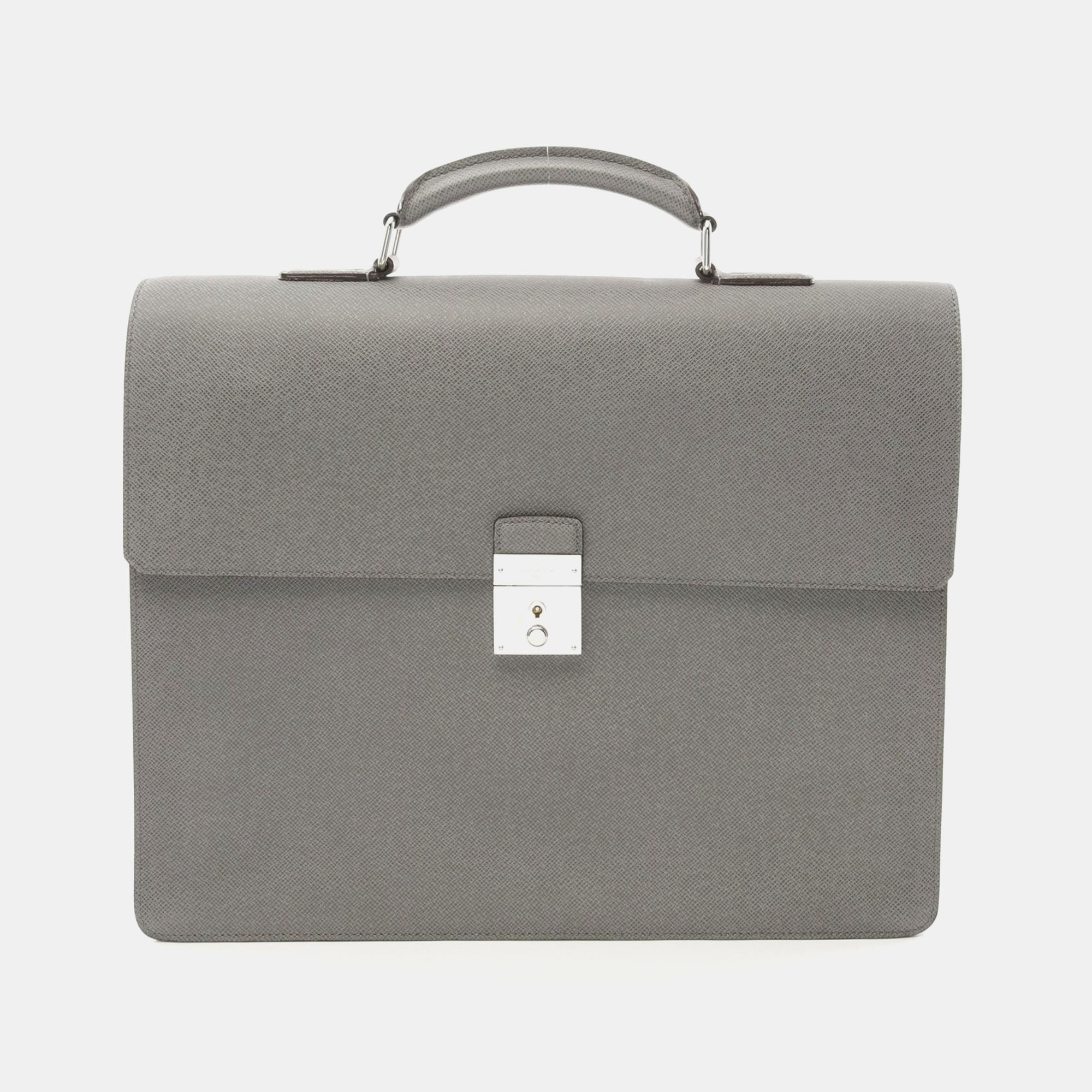 Louis Vuitton Neo Robusto 3 Briefcase Taiga Leather Gray Gracie Mens, Grey
Louis Vuitton Neo Robusto 3 Briefcase Taiga Leather Gray Gracie Mens, Grey