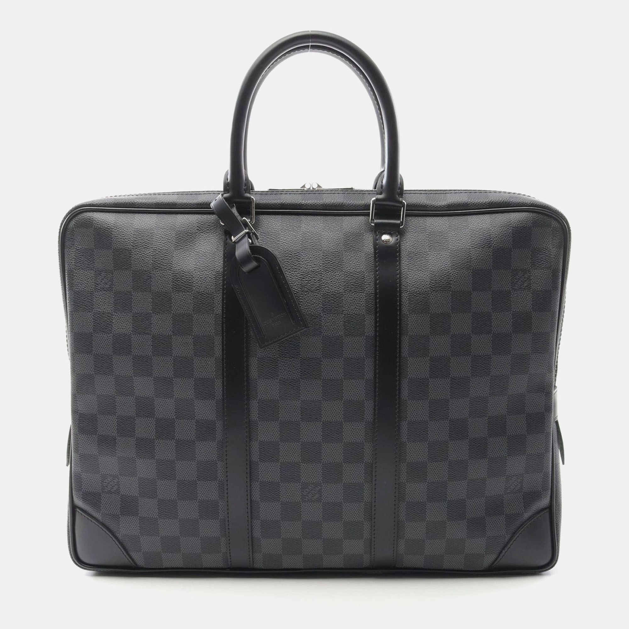 Louis Vuitton Porto-Document Voyage Damier Graphite Business Bag Canvas, Black
Louis Vuitton Porto-Document Voyage Damier Graphite Business Bag Canvas, Black