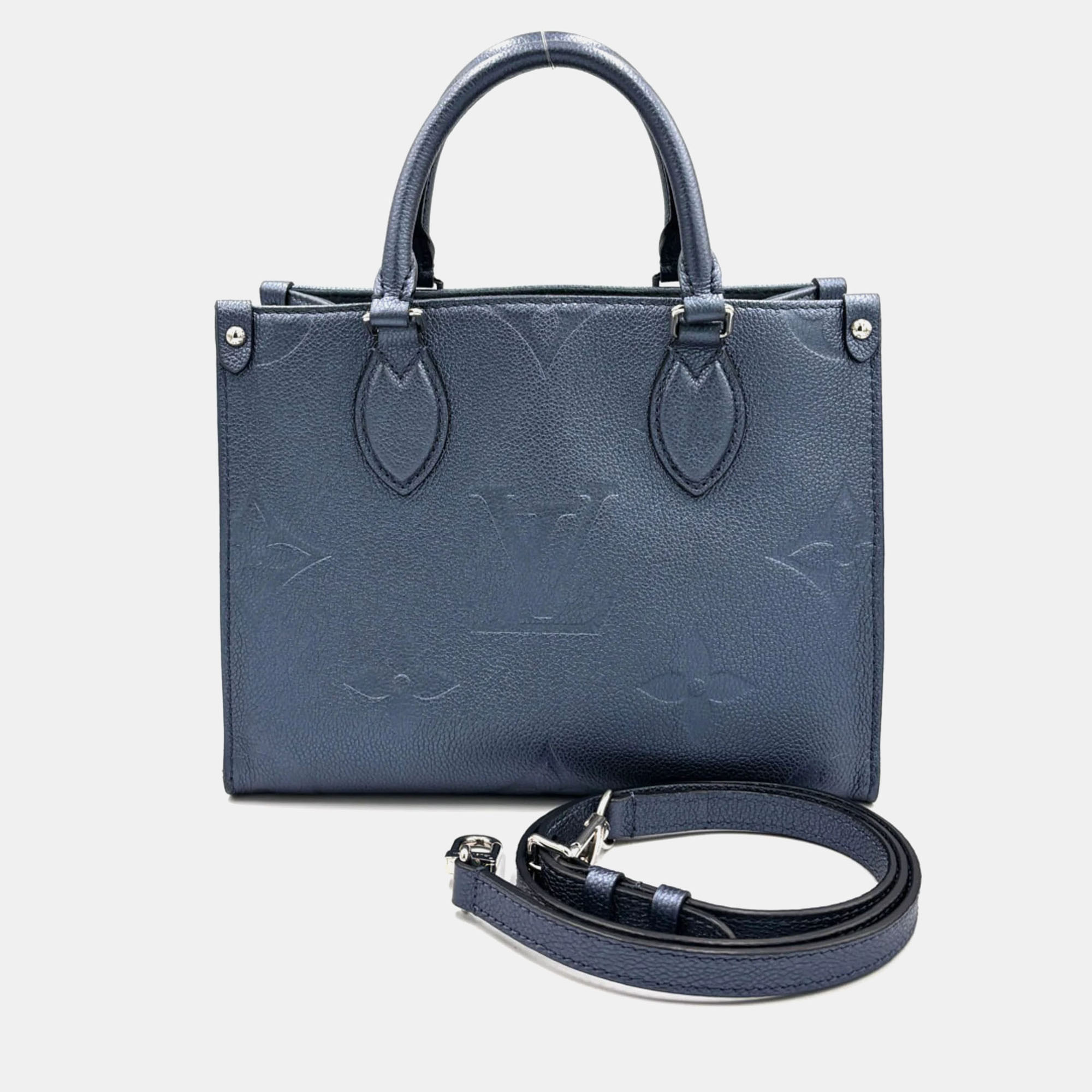 Louis Vuitton Monogram Empreinte On The Go Pm Metallic Blue Leather Handbag Shoulder Bag
Louis Vuitton Monogram Empreinte On The Go Pm Metallic Blue Leather Handbag Shoulder Bag