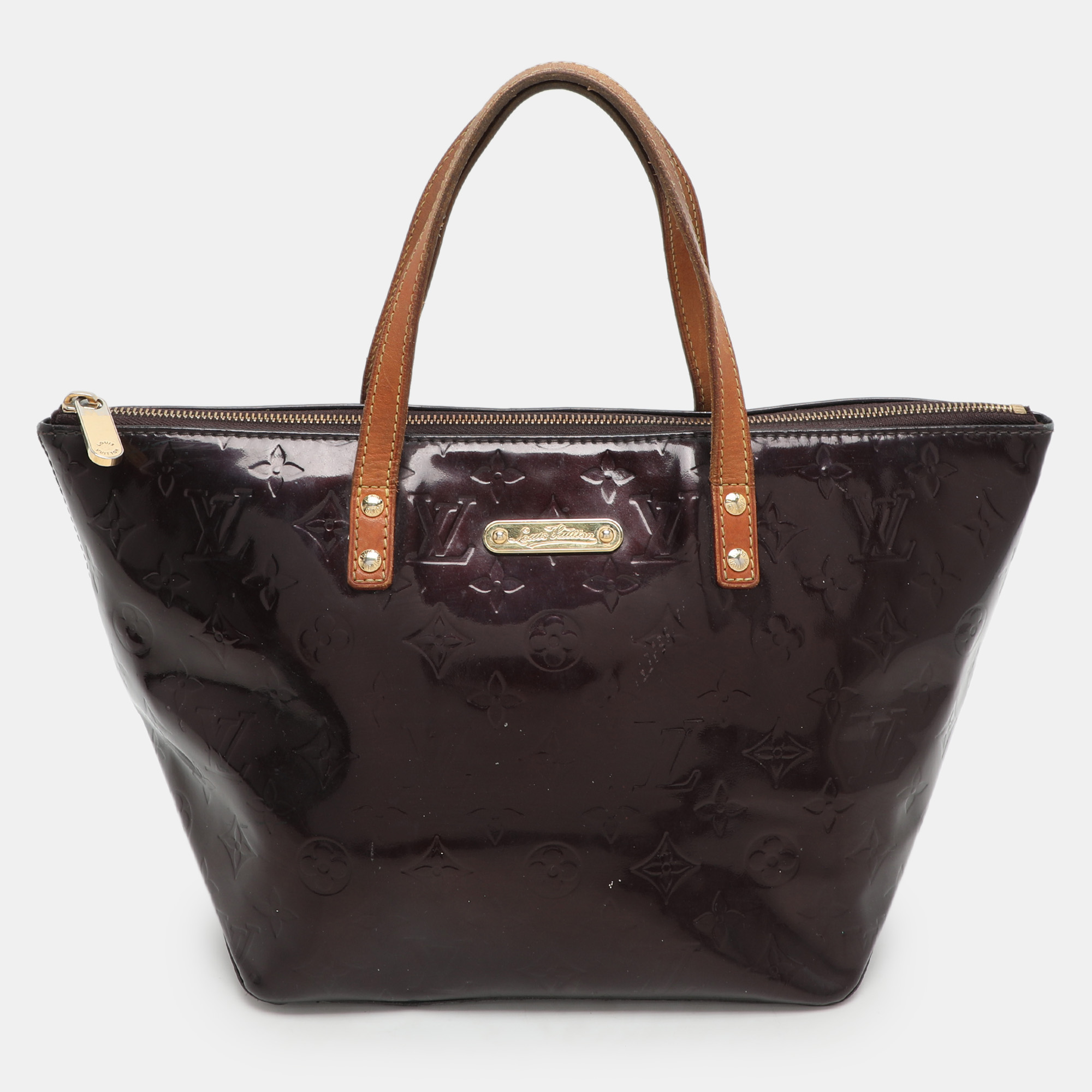 Louis Vuitton Amarante Monogram Vernis Bellevue PM Bag, Burgundy
Louis Vuitton Amarante Monogram Vernis Bellevue PM Bag, Burgundy